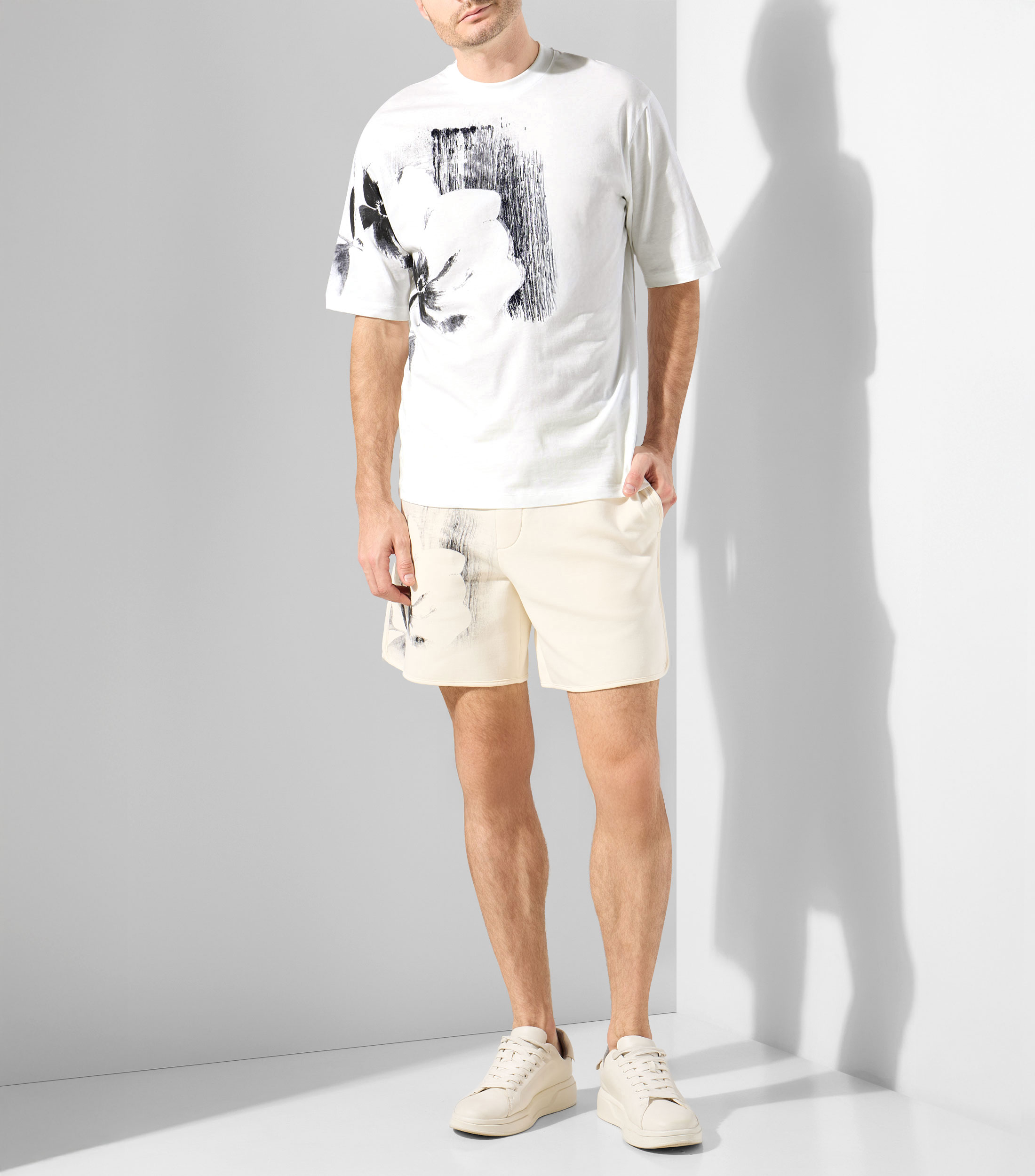 Playera cuello redondo manga corta estampada Hombre