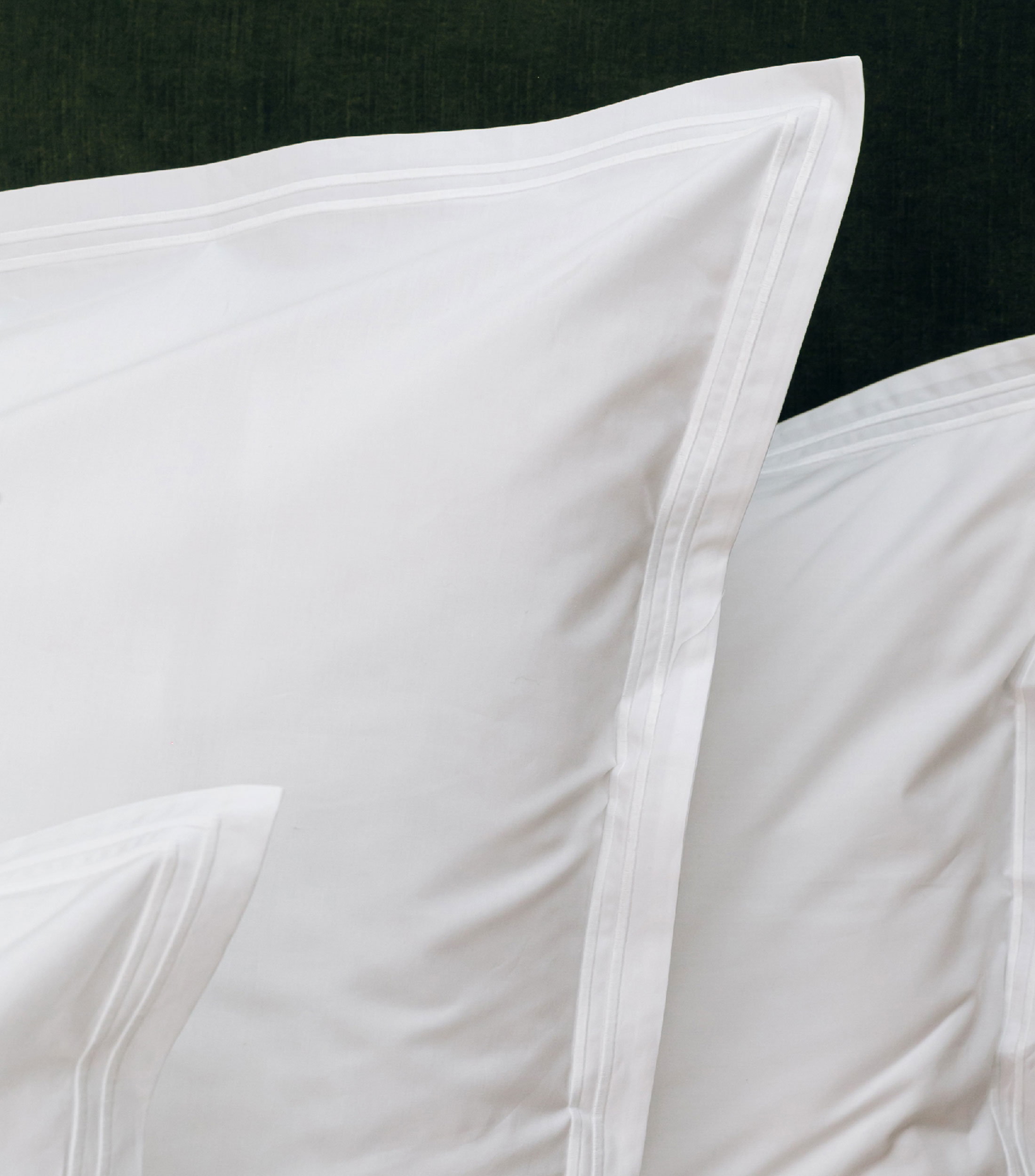 Funda para Almohada Estandar en Algodon Feston Blanco