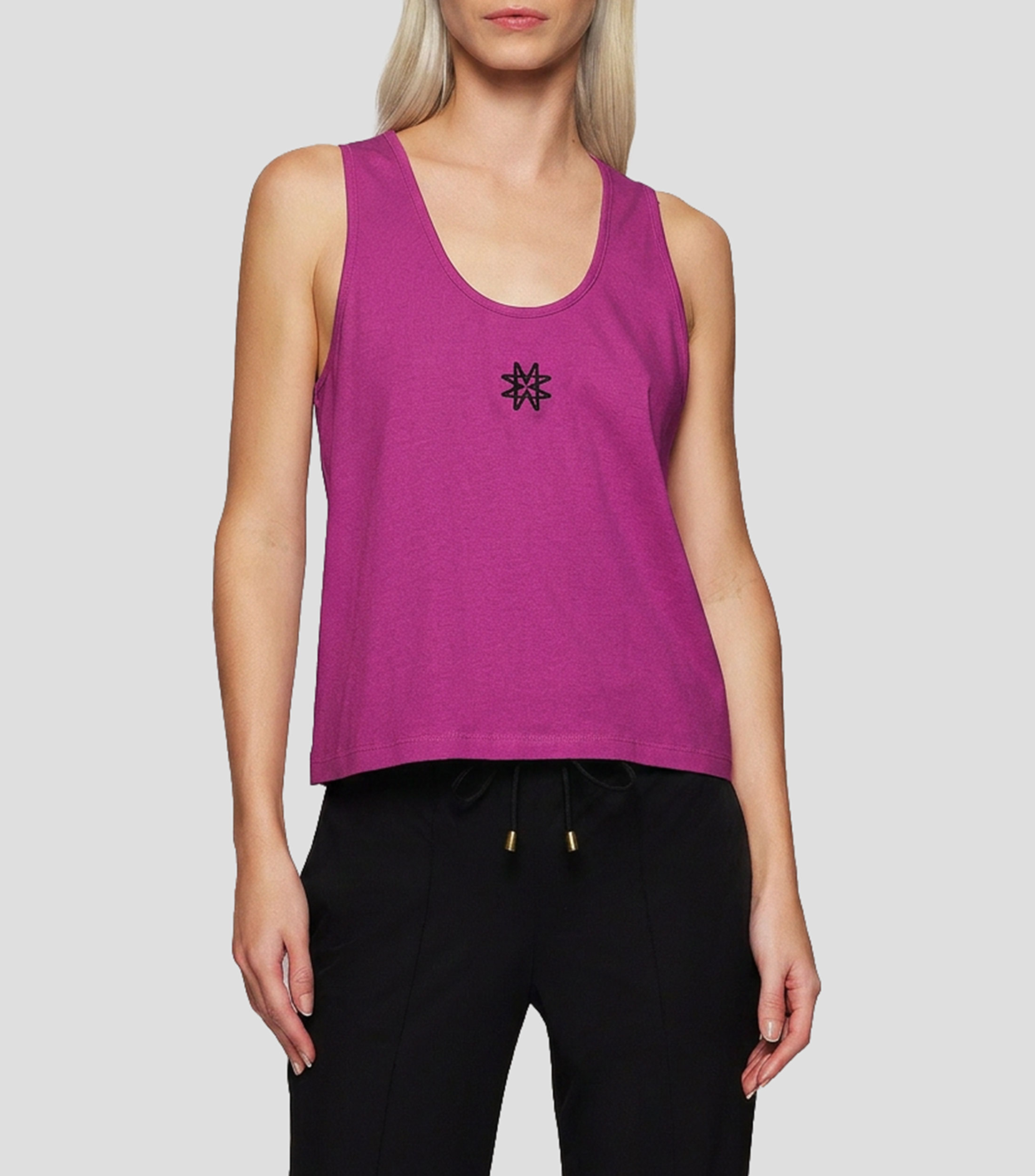 Blusa lisa sin mangas Mujer