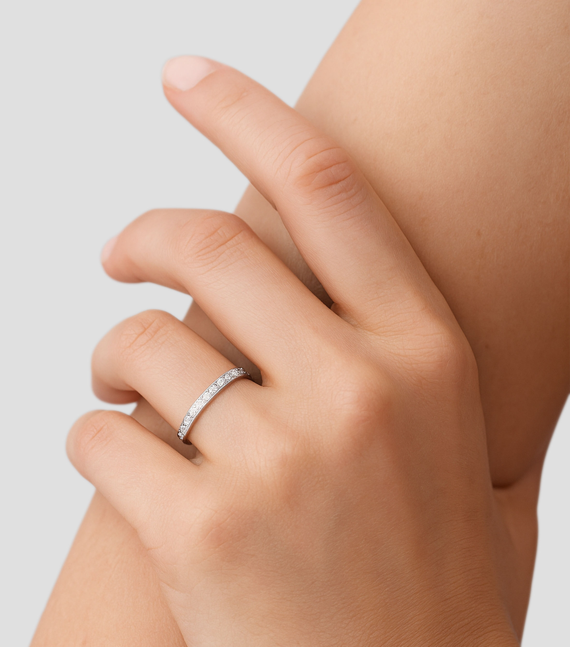 Anillo de compromiso en oro blanco 18 Kts Alianza Mujer