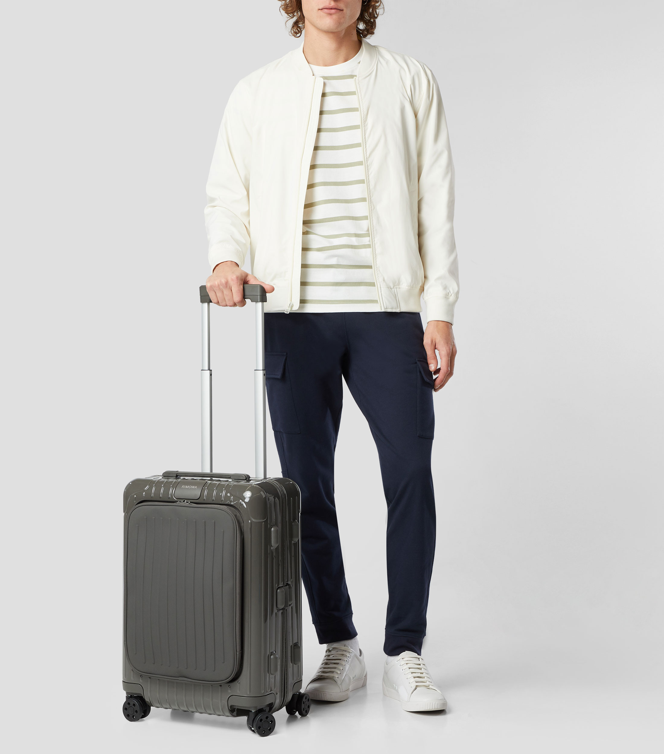 Maleta cabina Essential Sleeve