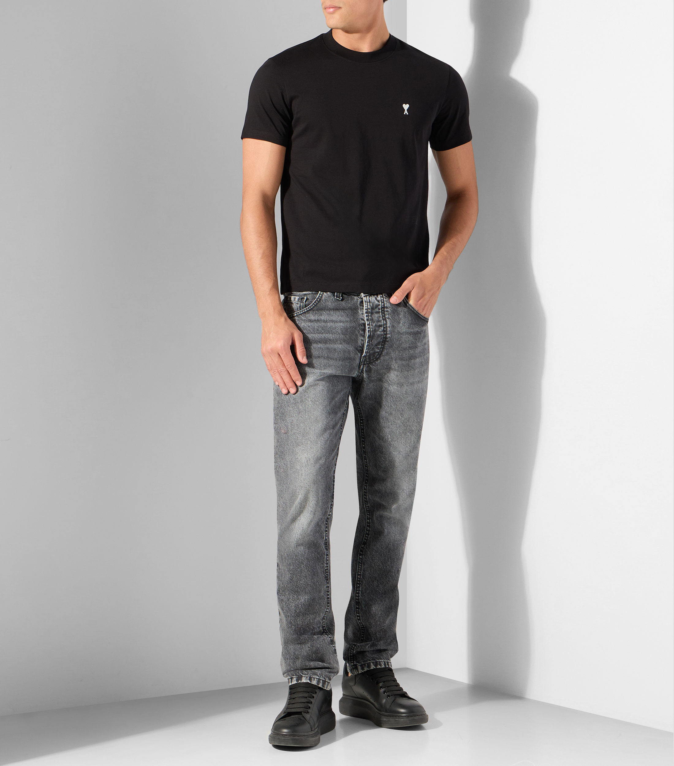 Playera de cuello redondo con manga corta lisa Hombre