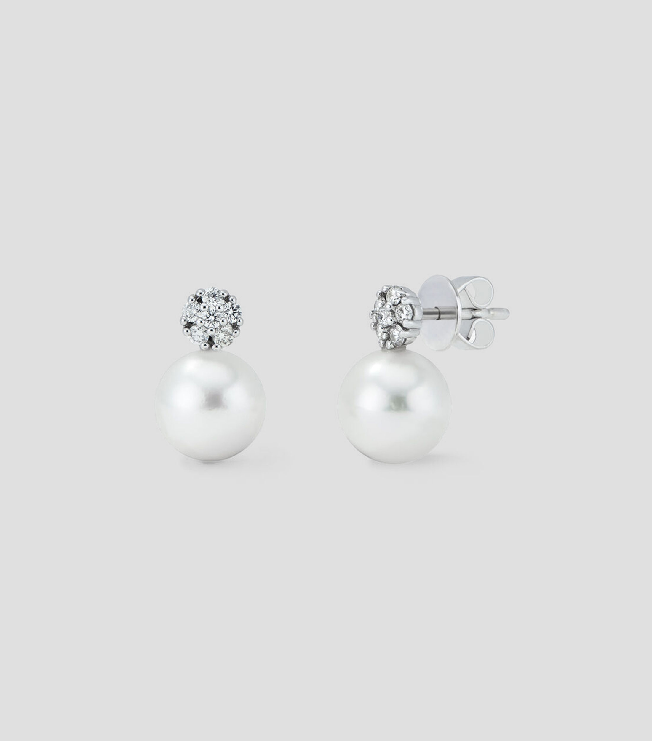 Aretes en oro blanco de 18 kilates con perla y diamante Mujer