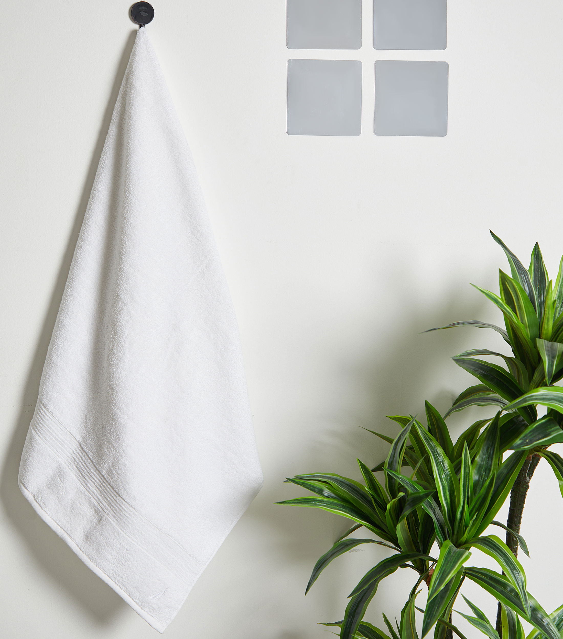Toalla de Medio Baño Montford, blanco