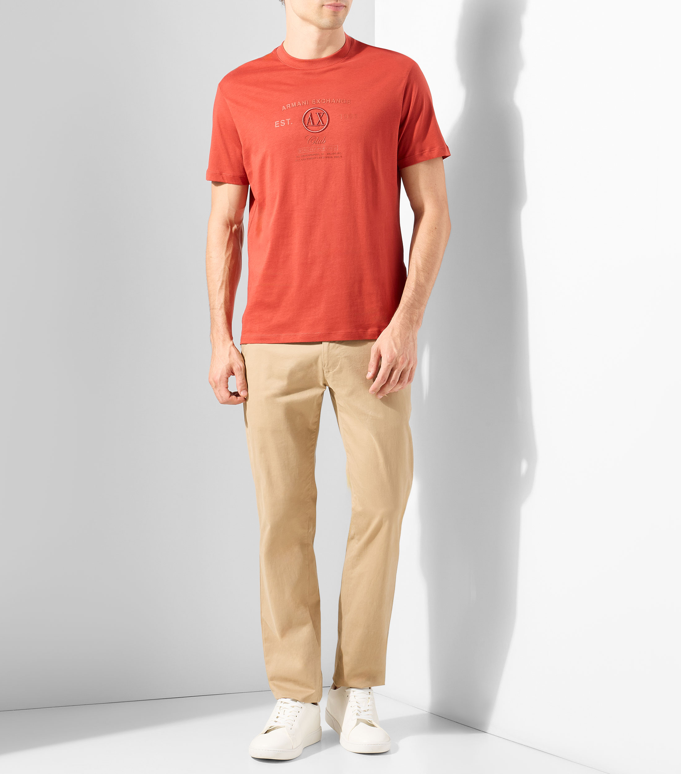 Playera cuello redondo manga corta estampada Hombre