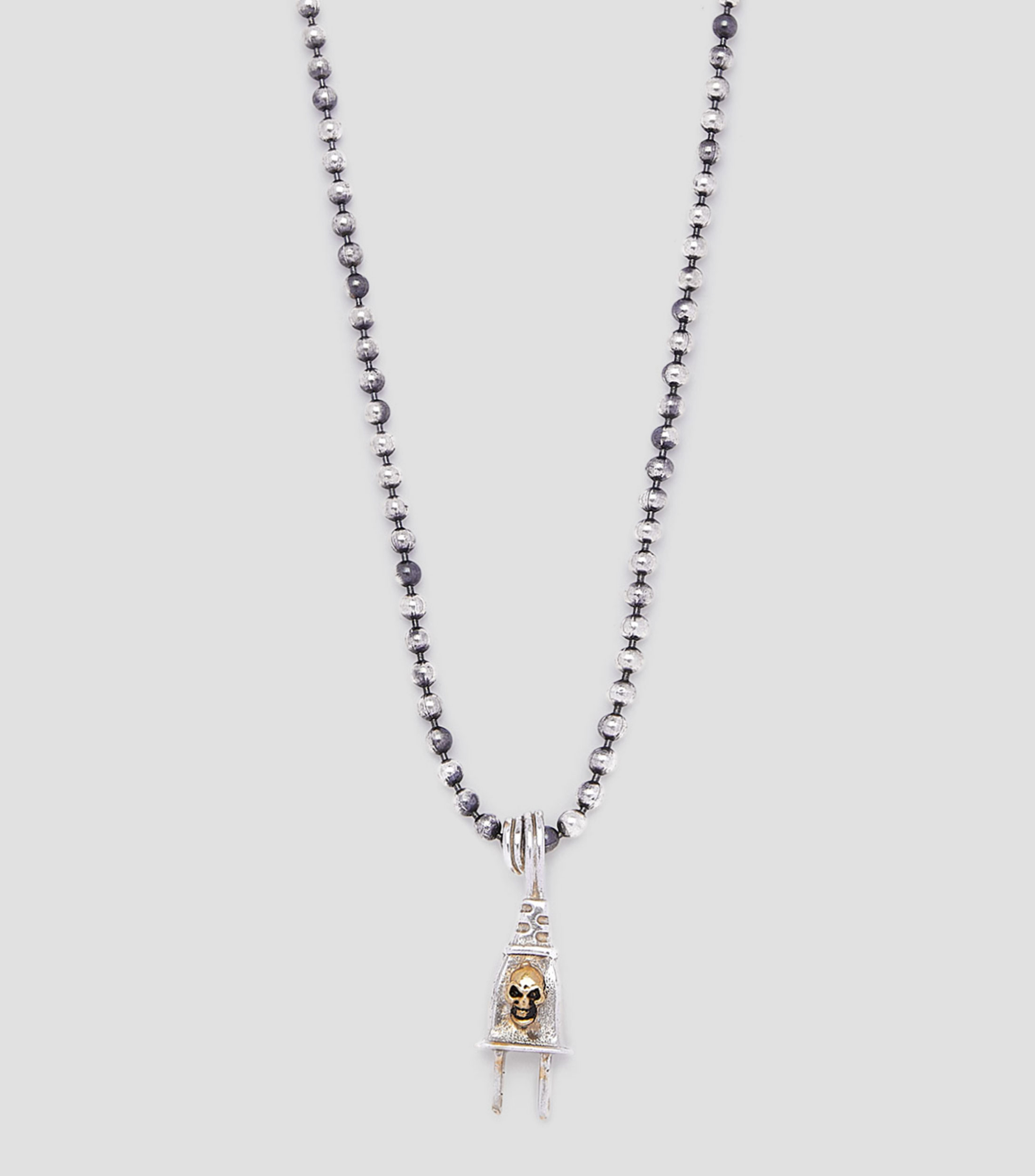 Dije de Clavija en plata Hombre