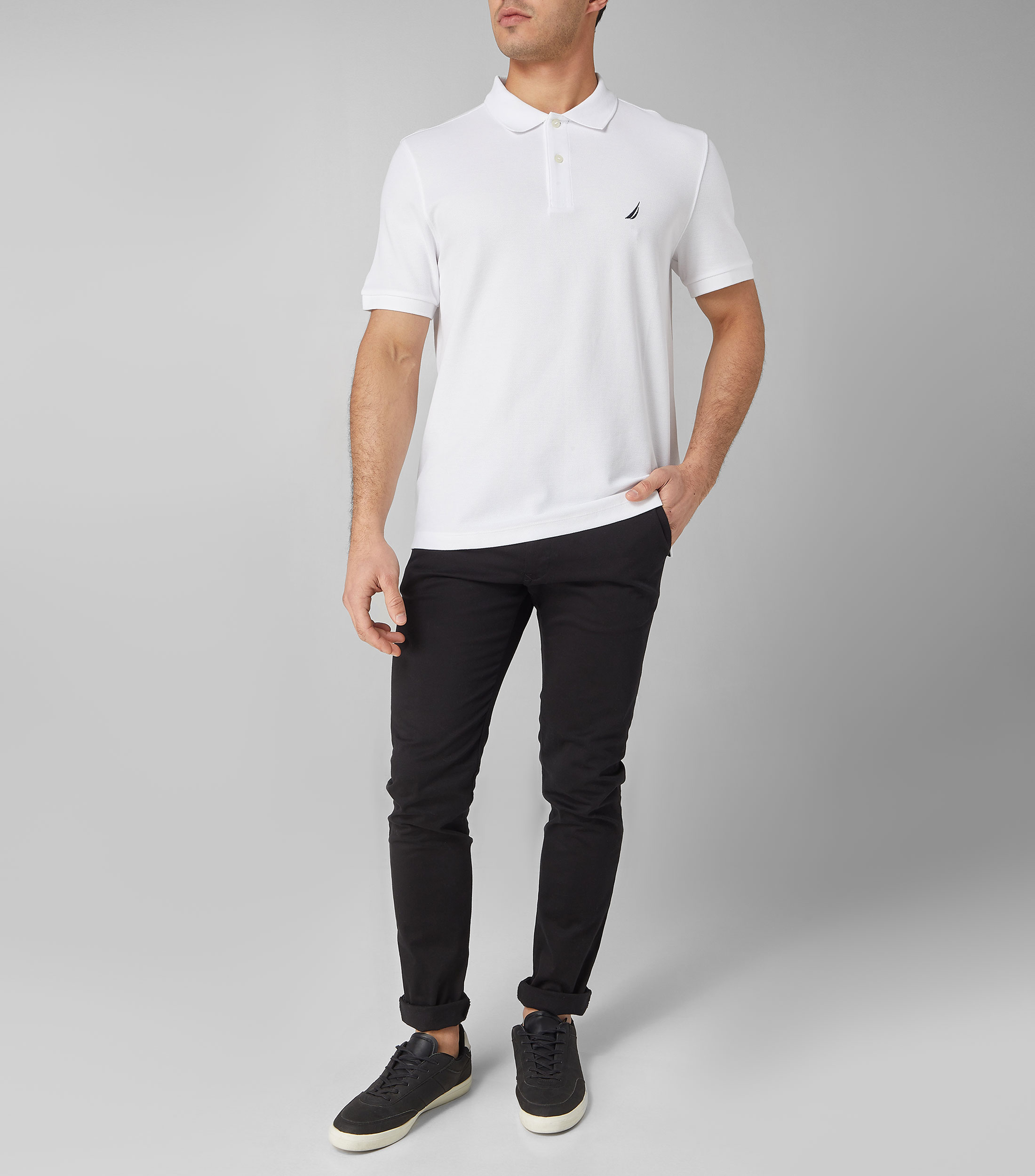 Playera tipo Polo blanca de manga corta Hombre