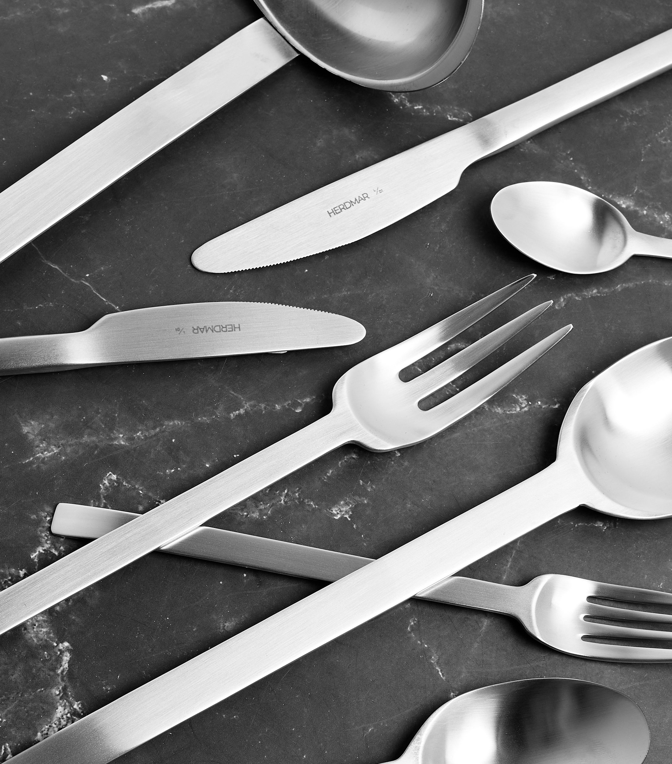 Set De Cubiertos 75 Piezas Spiga en Acero Inoxidable