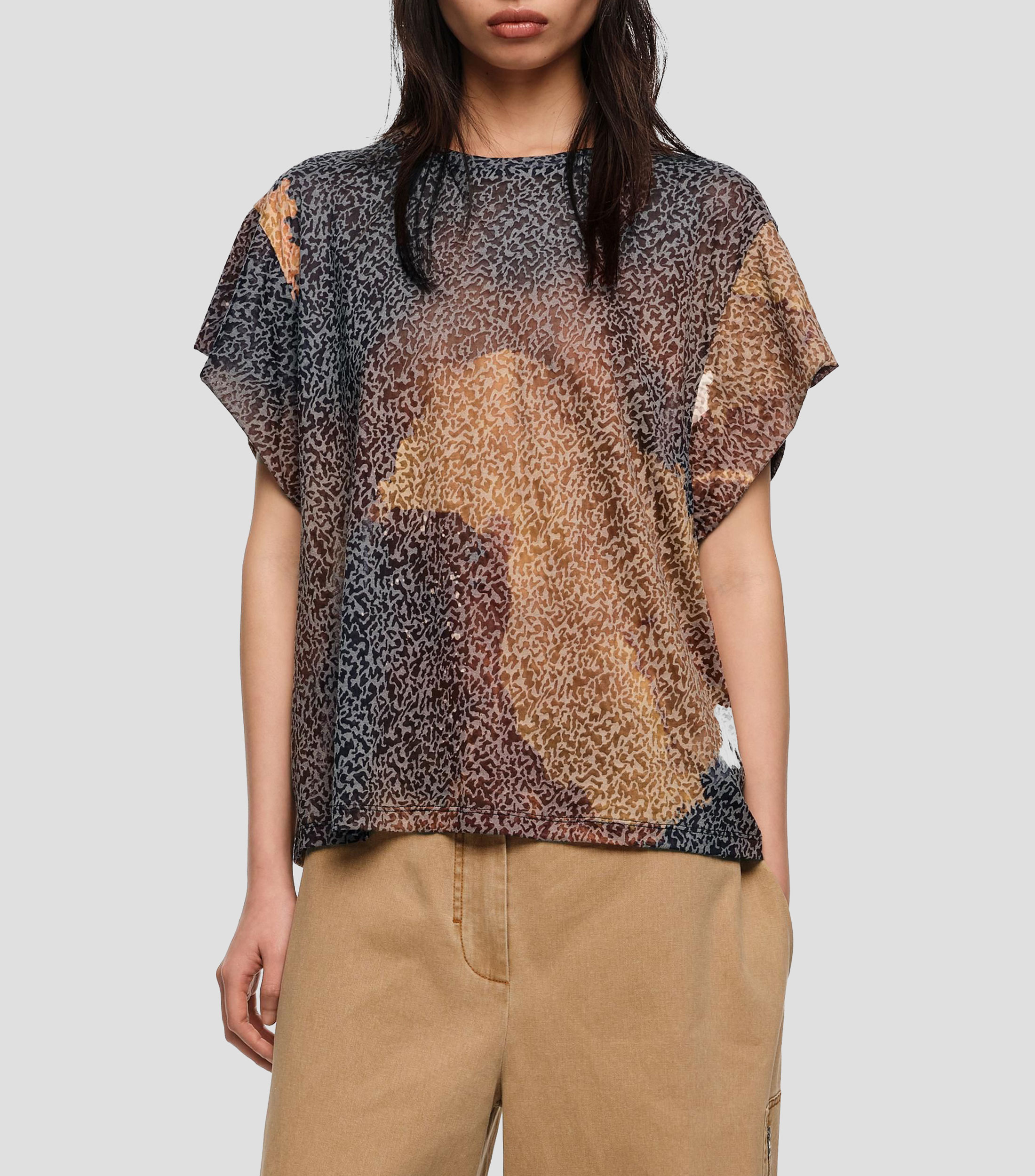 Playera cuello redondo manga corta estampada Mujer
