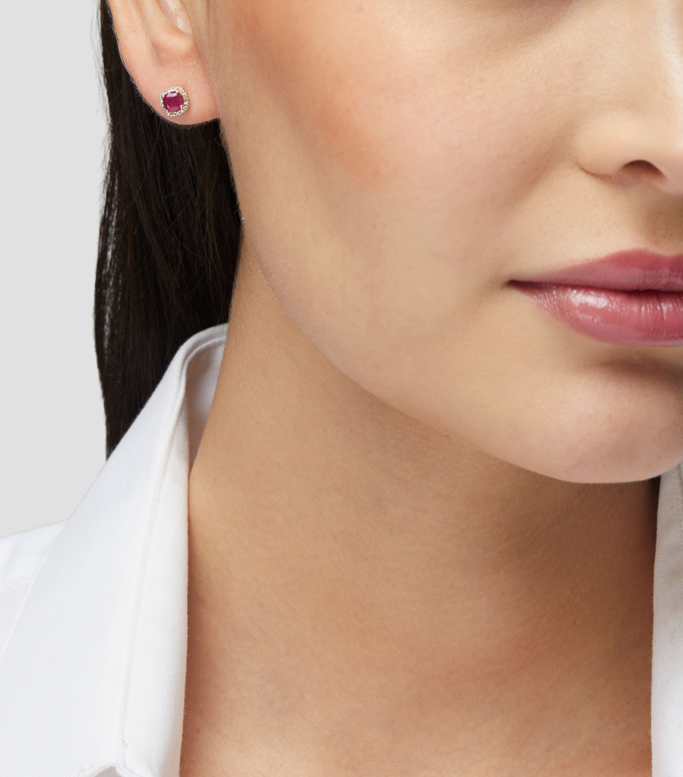 Aretes en oro de 14 kilates con rubí Mujer