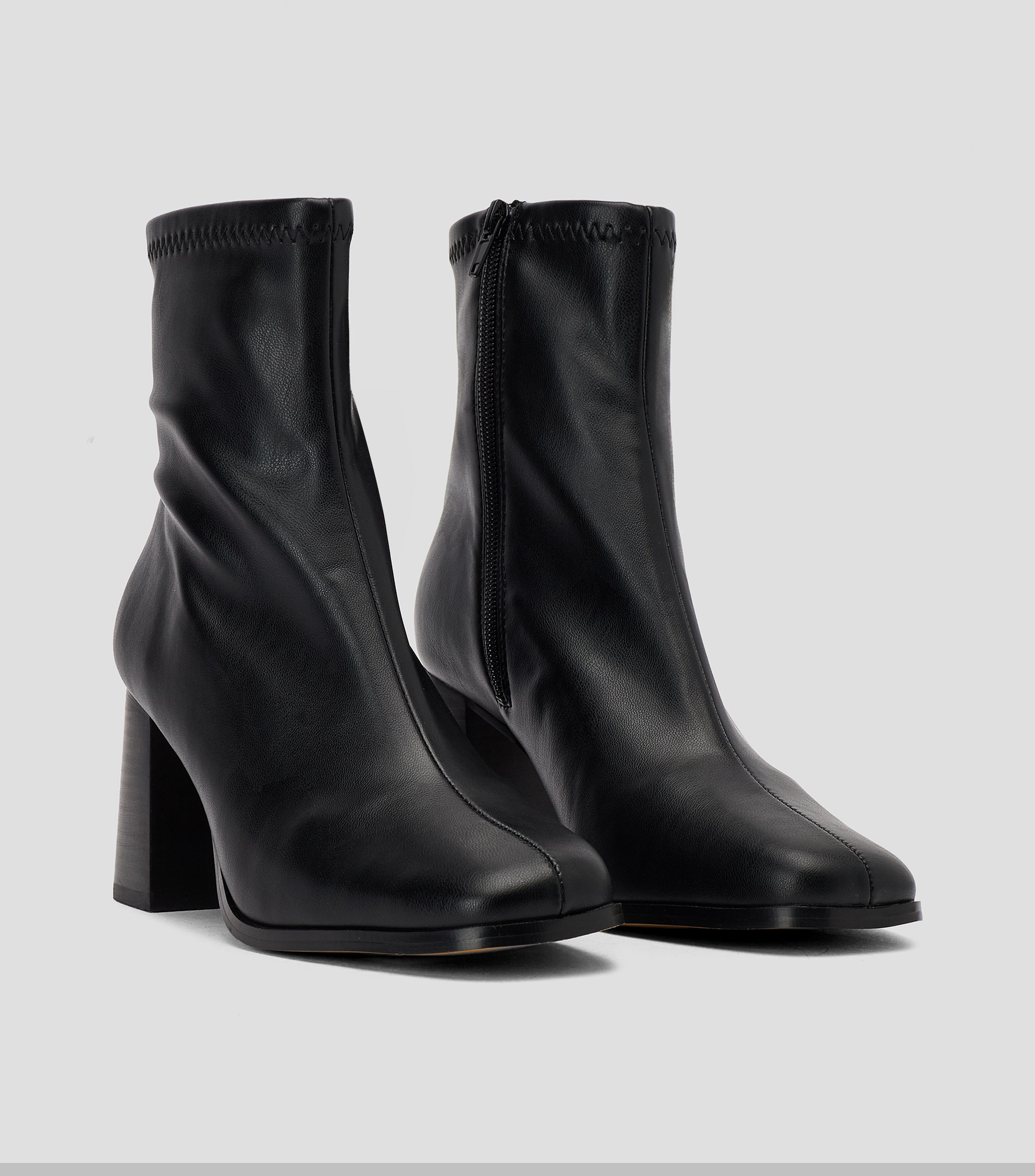 Botines con tacón ancho de 8 cm Mujer