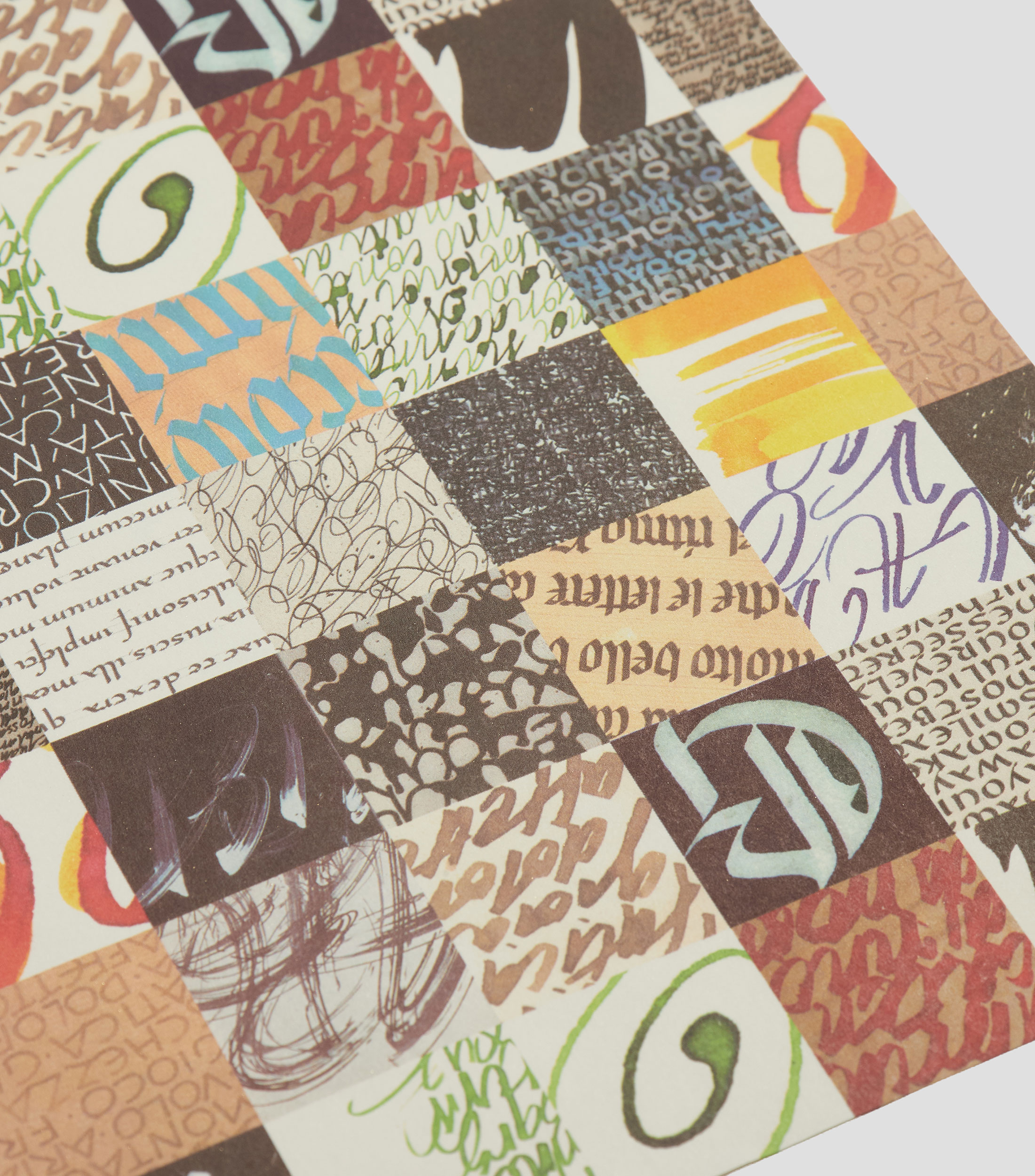 Pliego de papel Memorie Calligrafie estampado