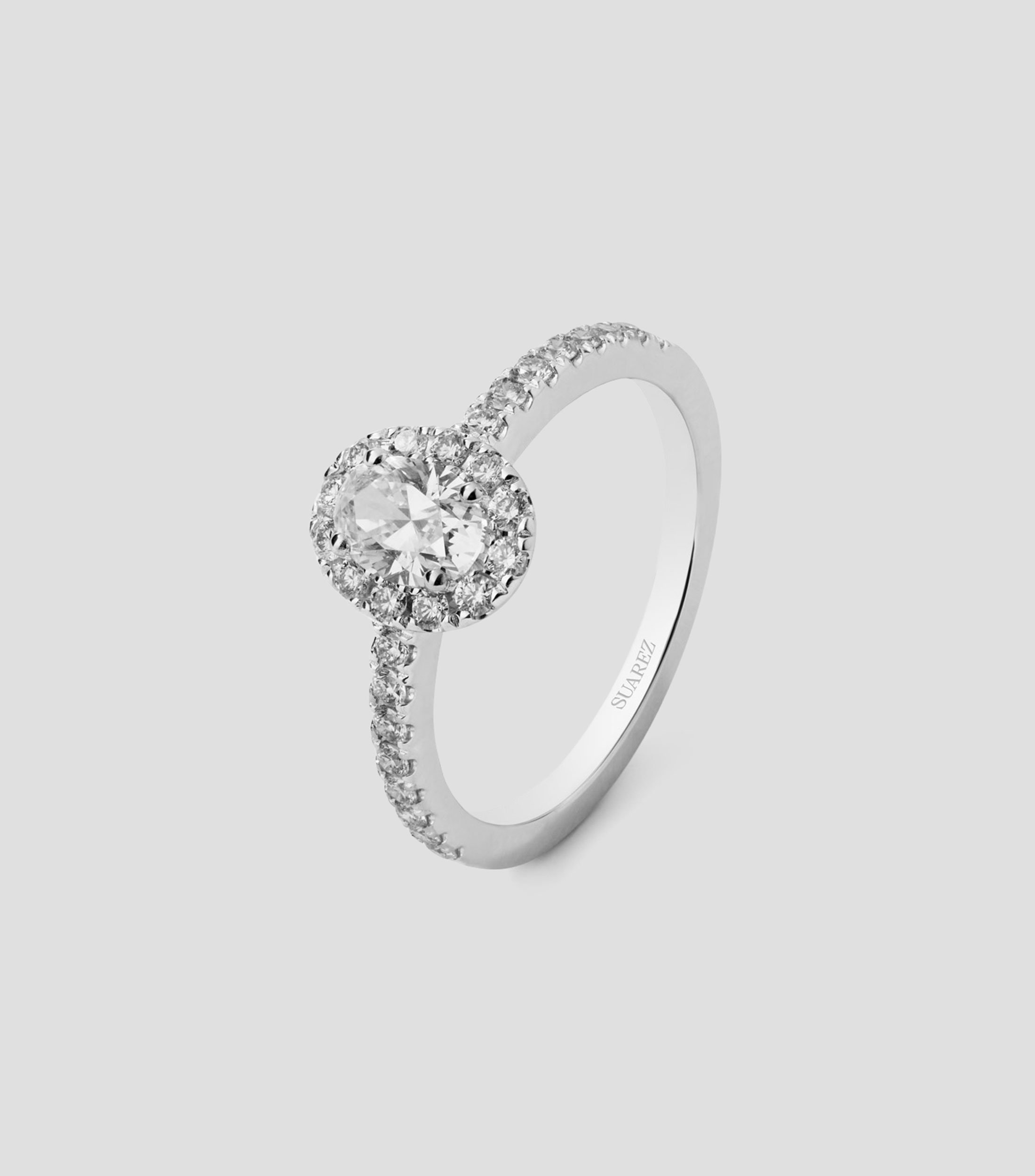 Anillo en Oro blanco de 18 Kilates con diamantes Mujer