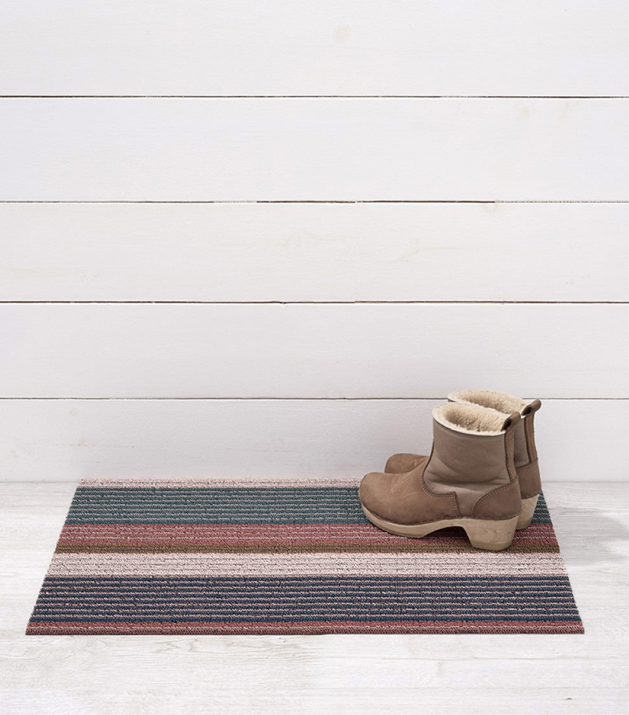 Tapete decorativo Pleat Stripe en sintético 46 x 71 cm