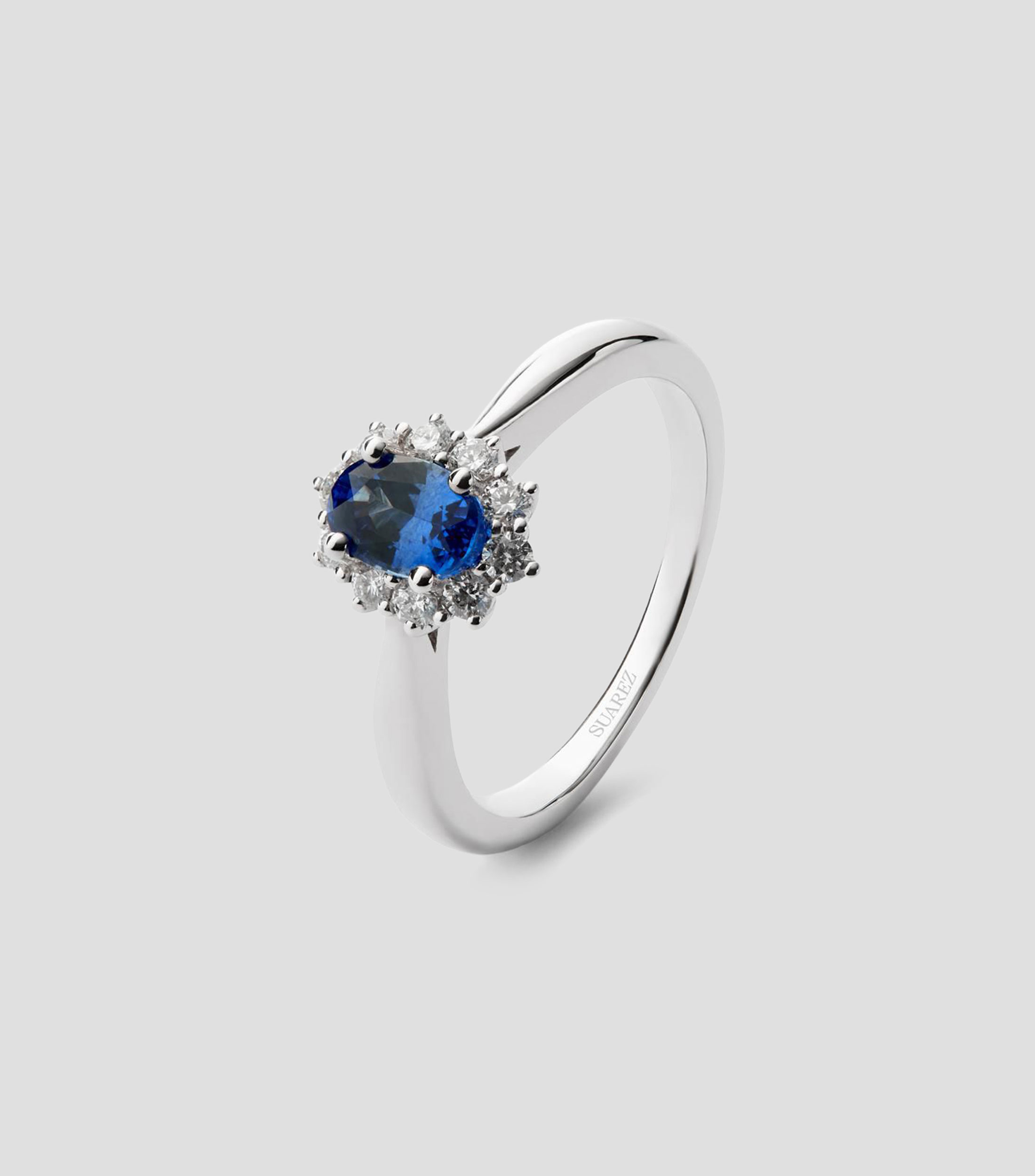 Anillo en Oro blanco de 18 Kilates con zafiro Mujer