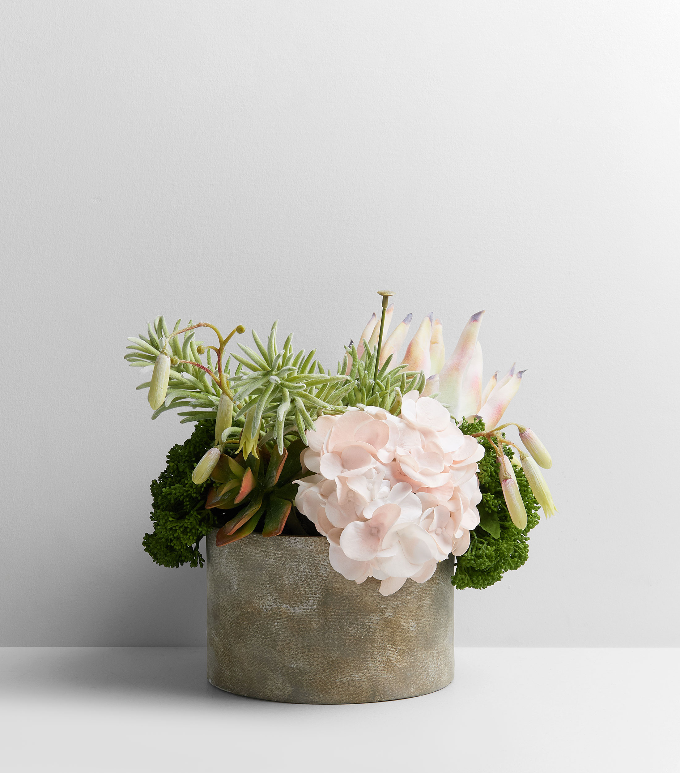 Arreglo de flores de hortensias artificial