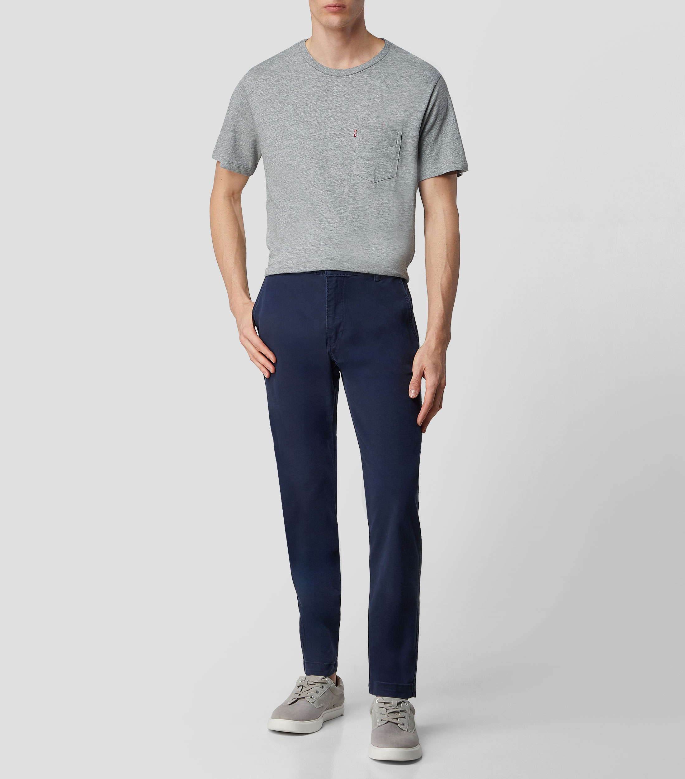 Pantalón estilo chino Hombre