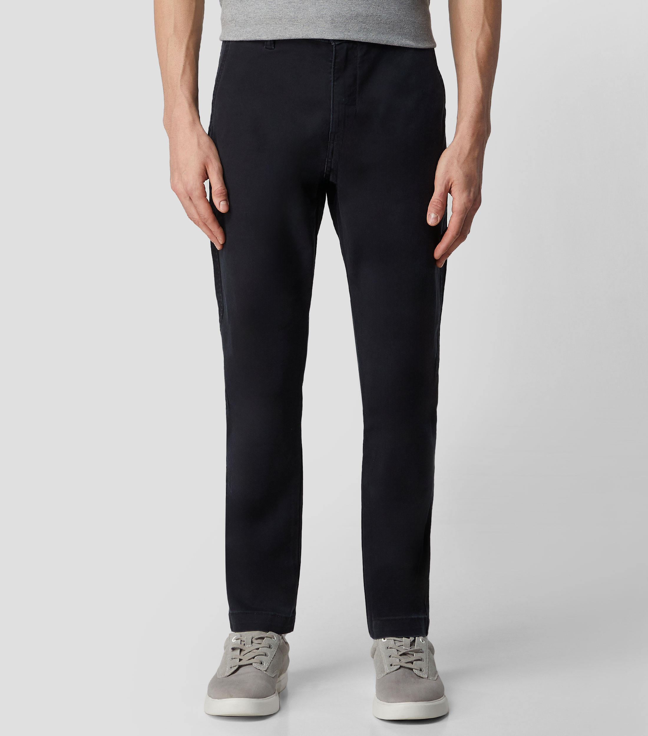 Pantalón Chino Slim Tapered Hombre