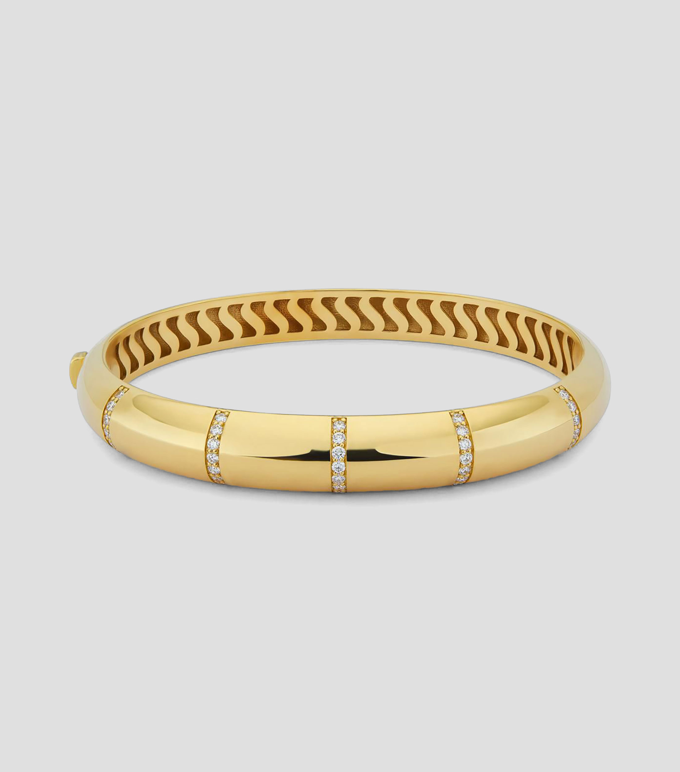 Brazalete rígido en oro amarillo 18 kilates con diamantes Elipse Mujer
