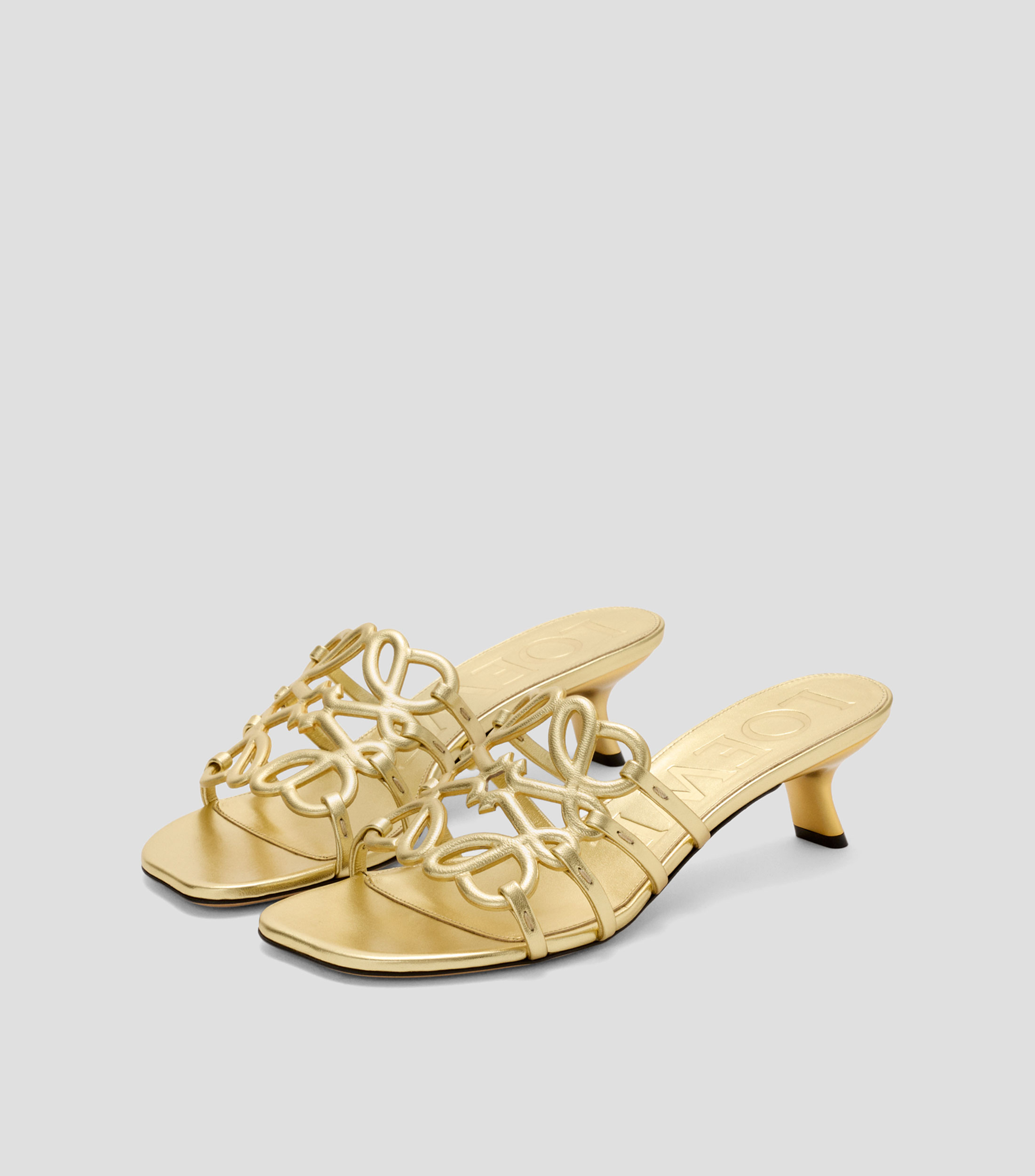 Sandalia Petal Anagram en piel de cordero laminada Mujer