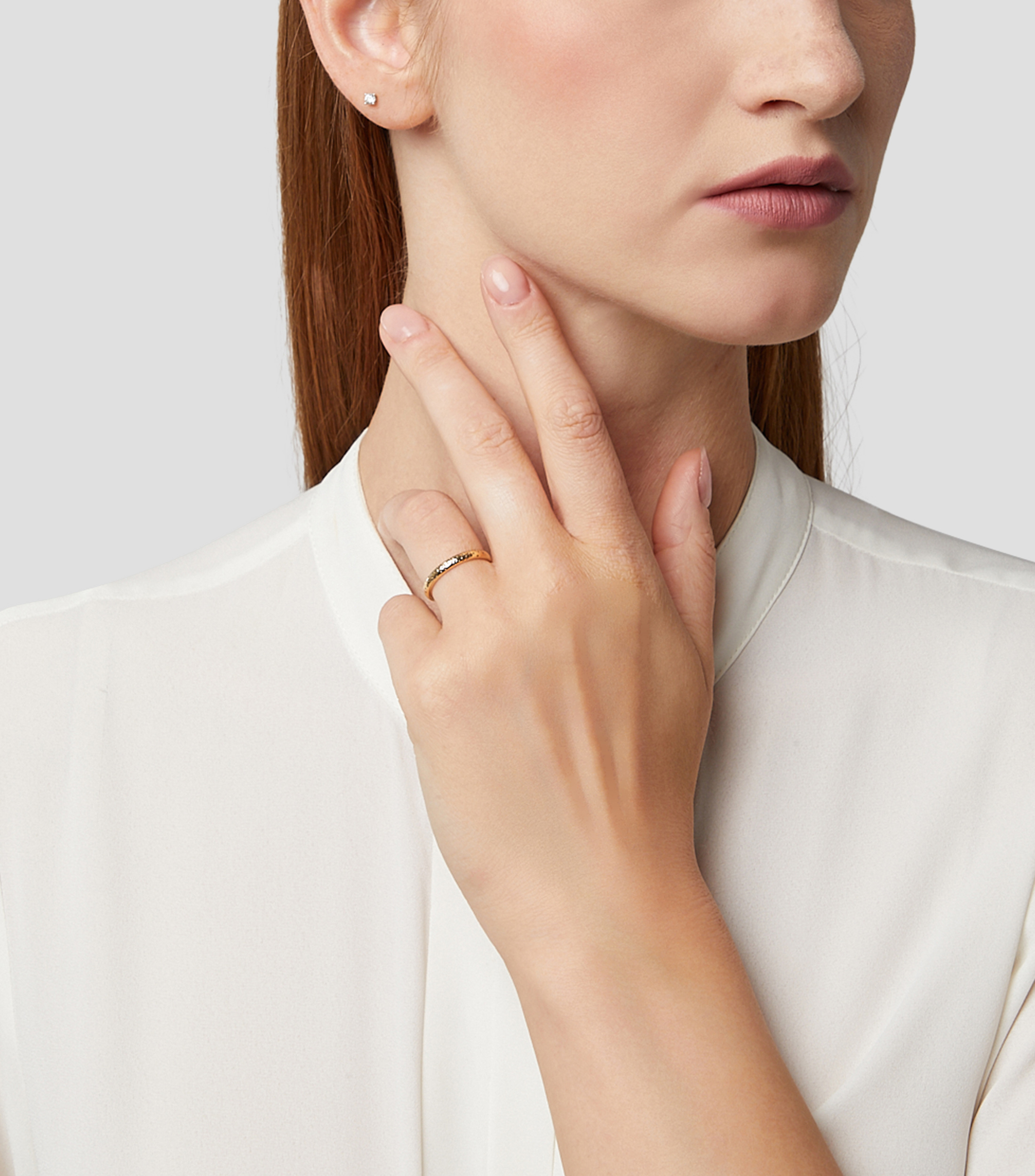 Anillo en Oro amarillo de 18 kilates con diamante Mujer