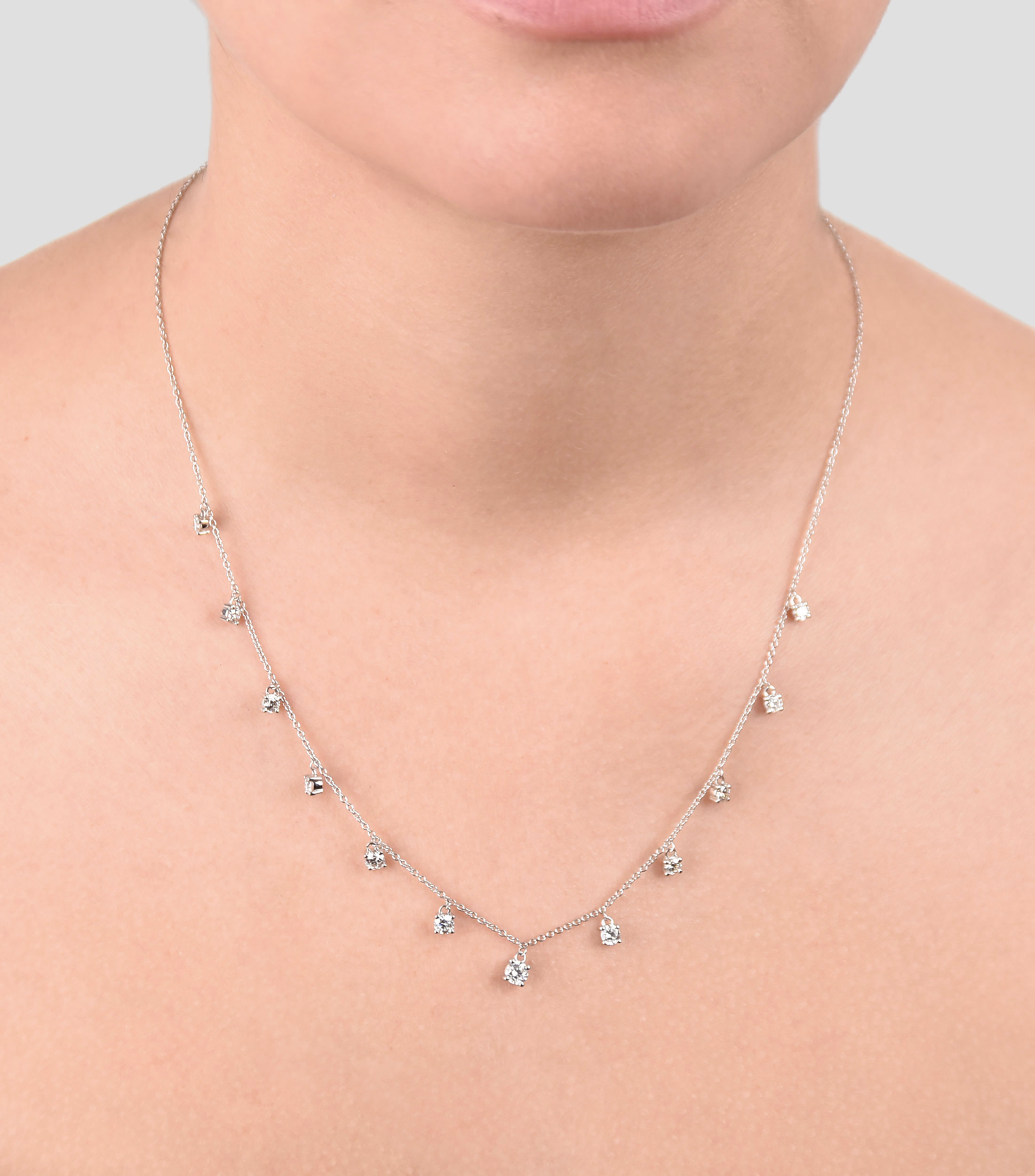 Gargantilla en Oro Blanco de 14 Kilates con Diamantes Mujer