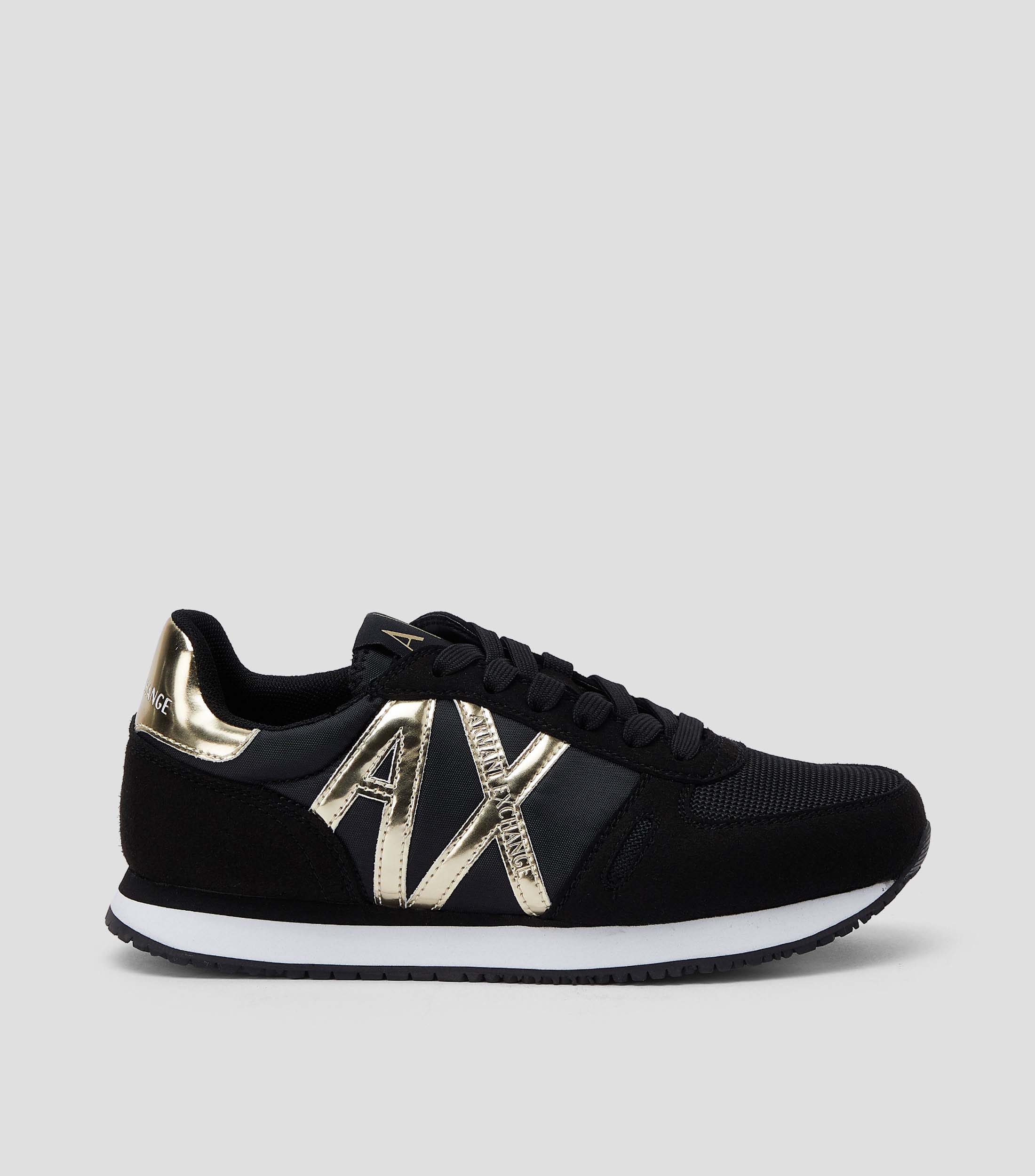 Armani Exchange: Tenis casuales | El Palacio de Hierro