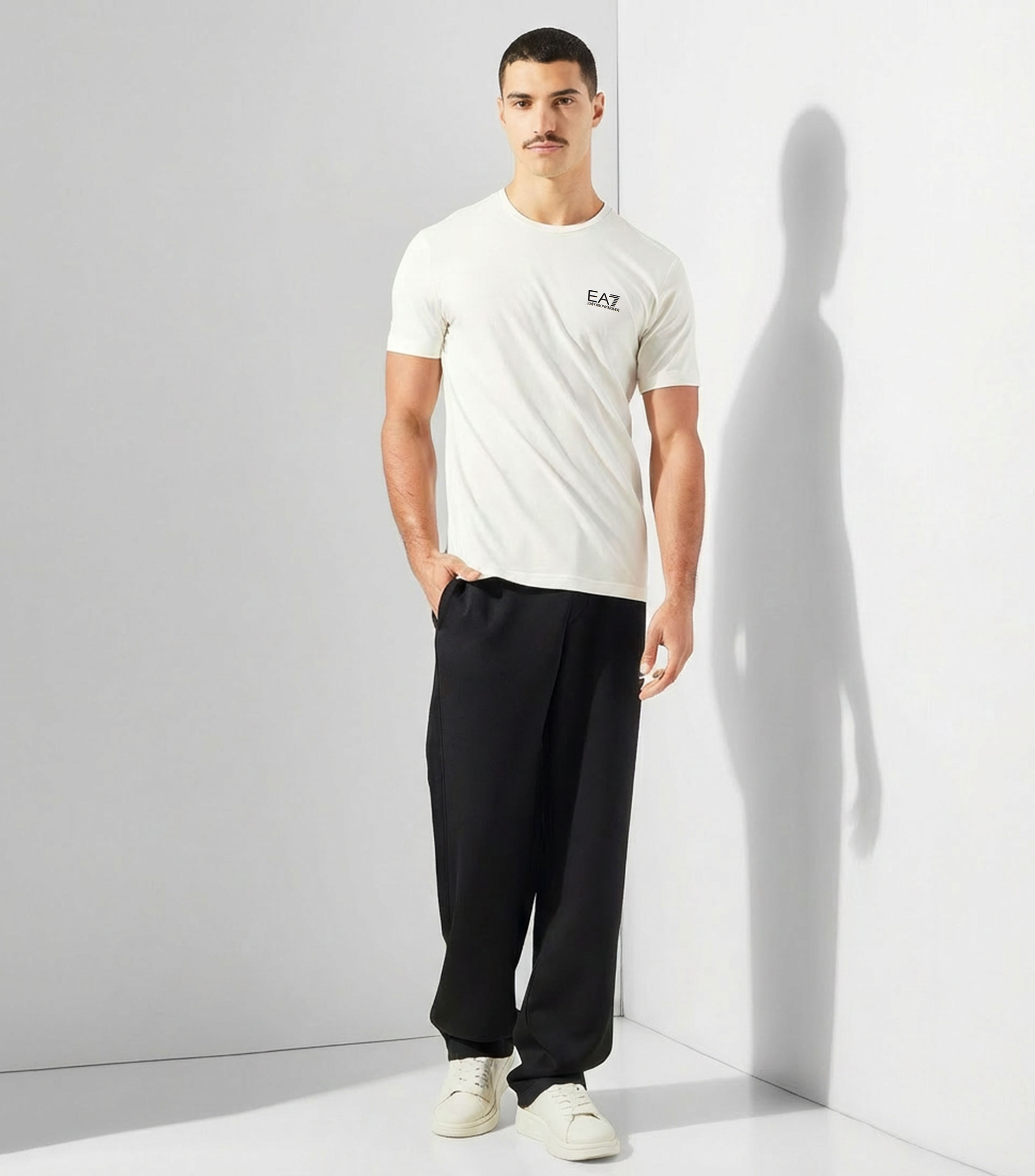 Playera cuello redondo manga corta lisa Hombre