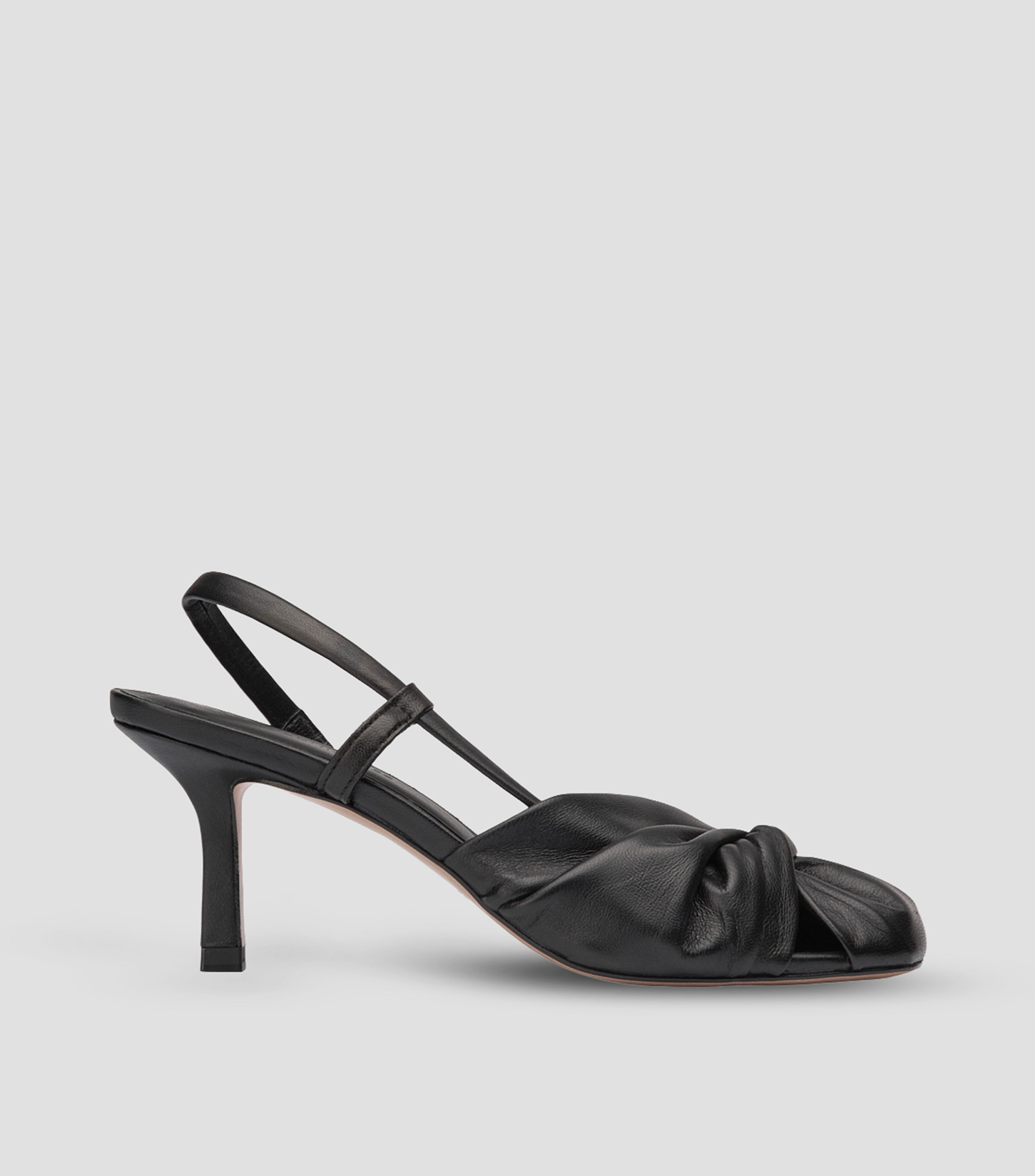 Zapatillas slingback con tacón alto y delgado Mujer