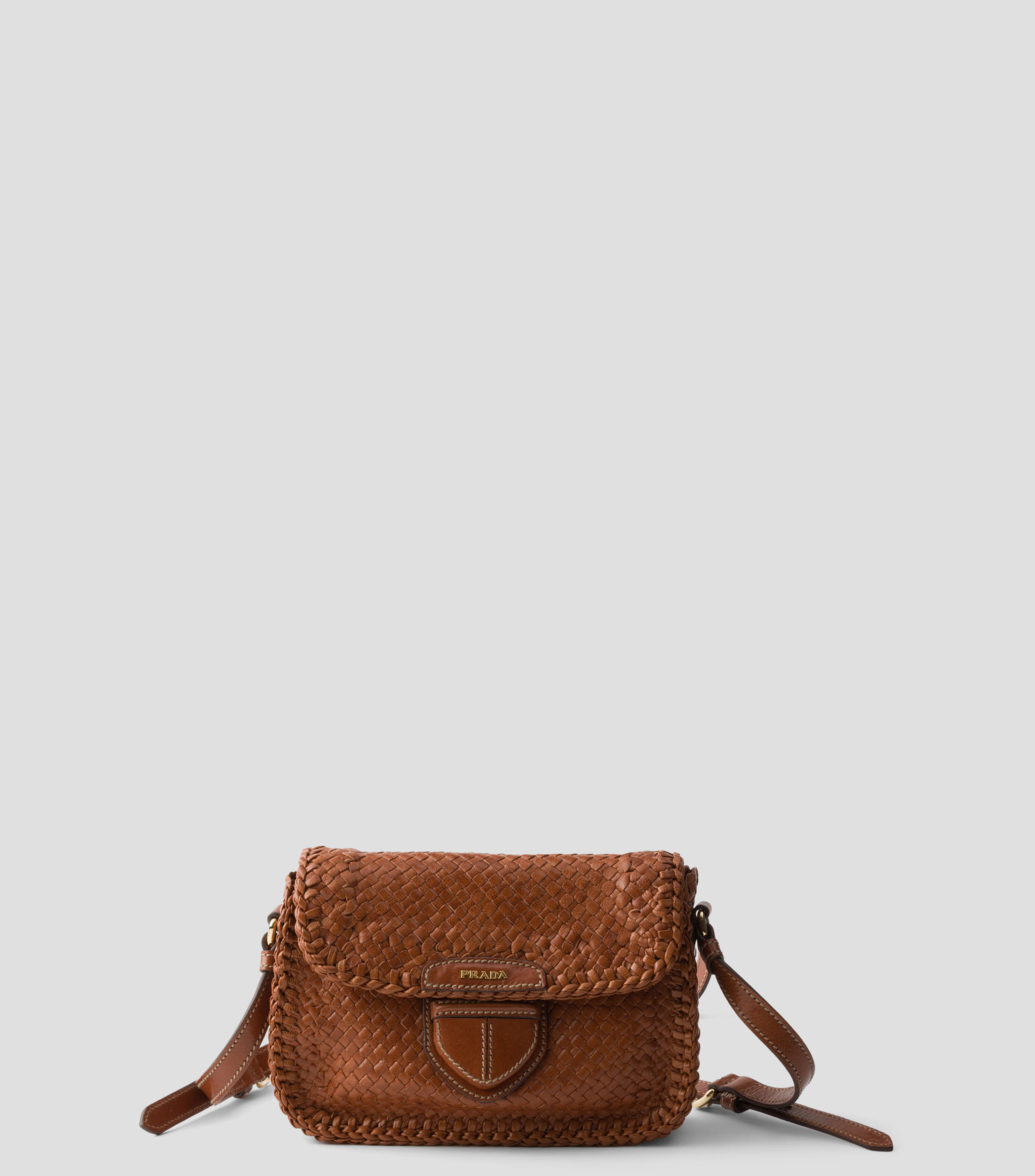 Minibolsa Crossbody de piel entrelazada Mujer