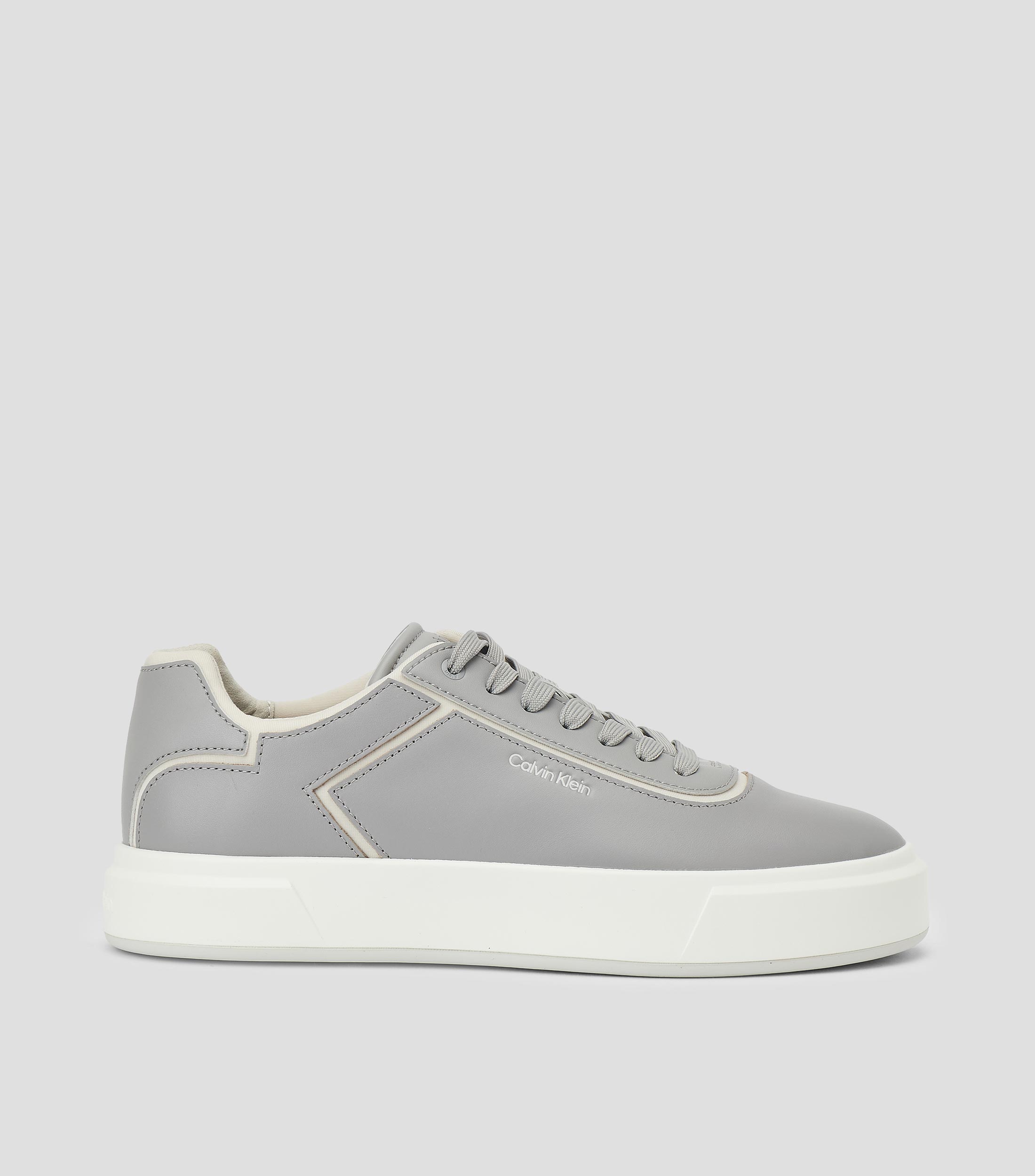 Tenis casuales en piel con logo Hombre