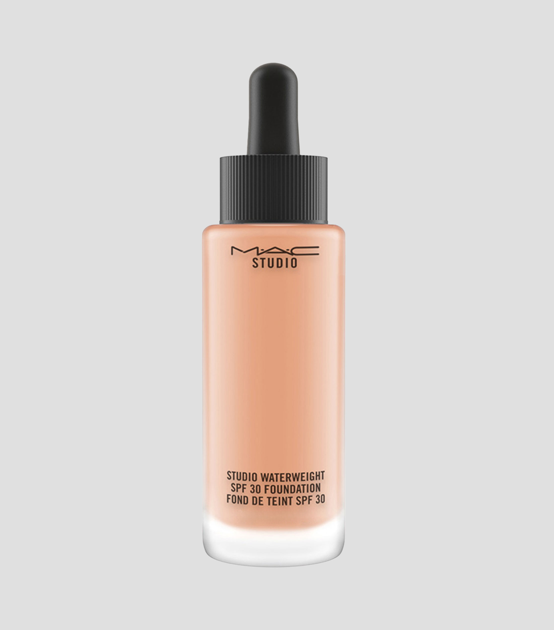 Base, Studio Waterweight Foundation, 30 ml