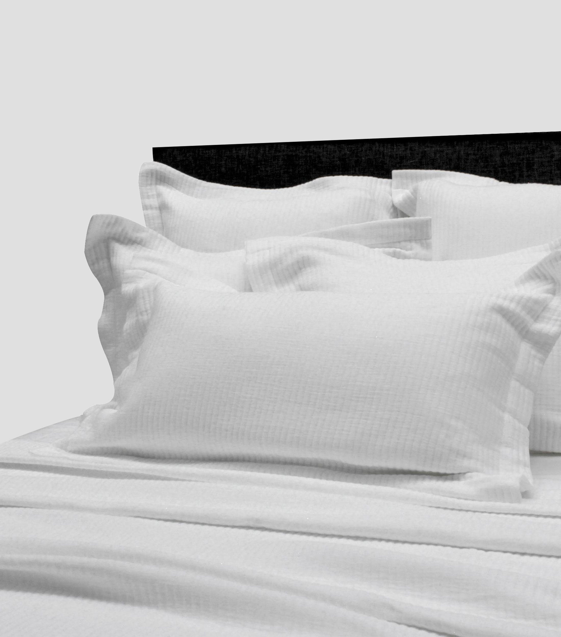 Funda Decorativa King Size de Algodón Susurro Blanca