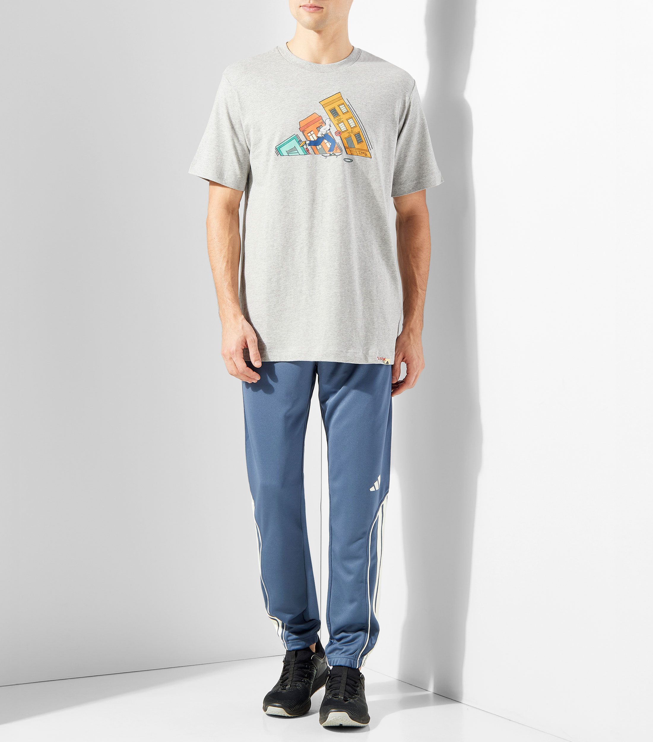 Playera cuello redondo de manga corta estampada Hombre