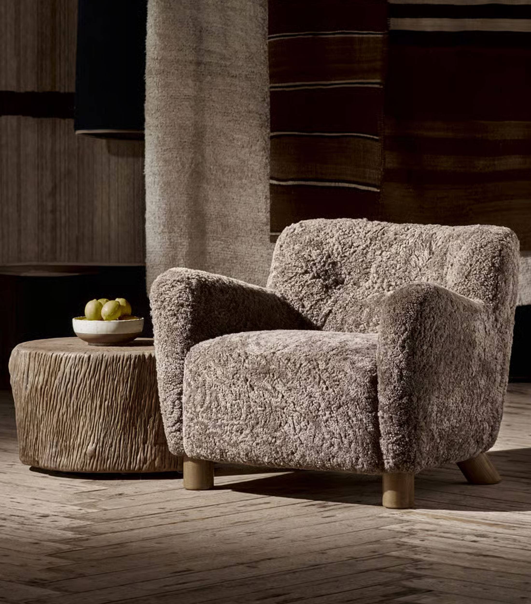 Sillón en piel de oveja Ryeland gris