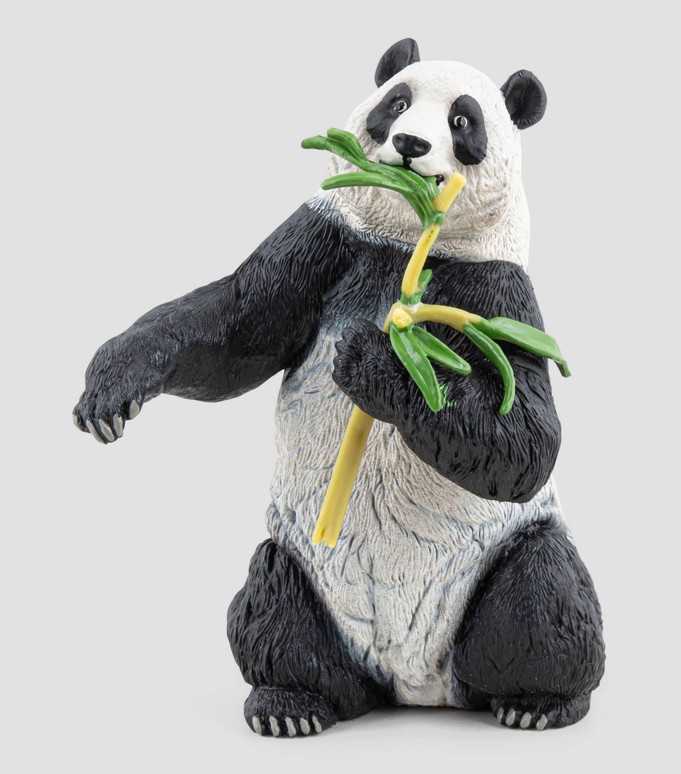 Figura Coleccionable Panda con Bambu