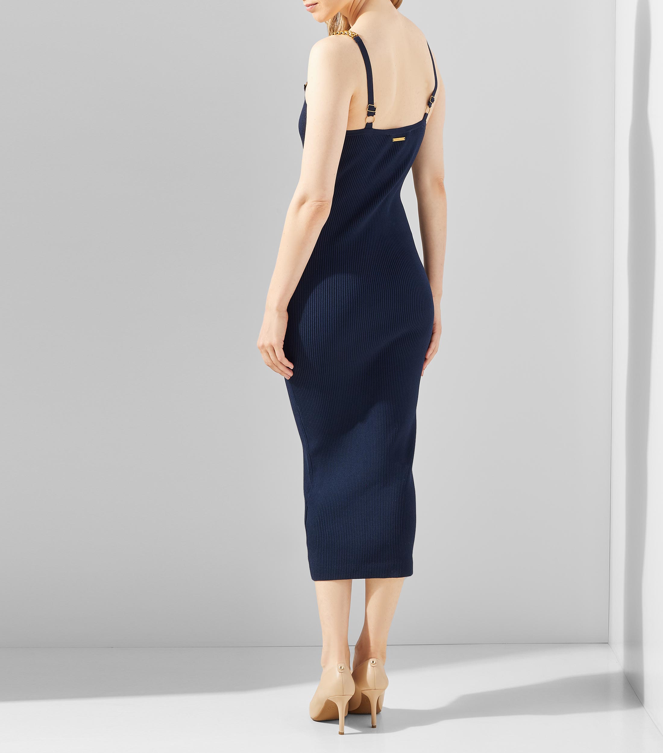 Vestido midi liso Mujer