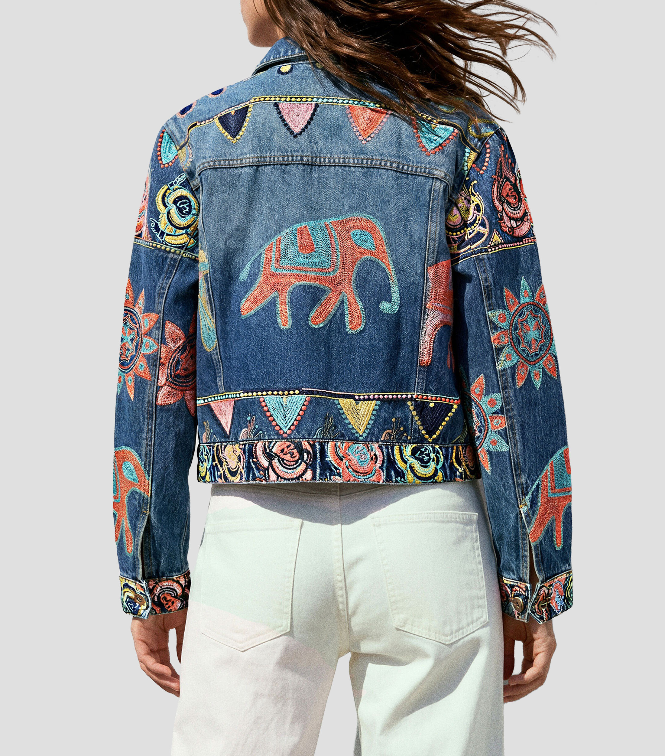 Chamarra de mezclilla con estampado Mujer