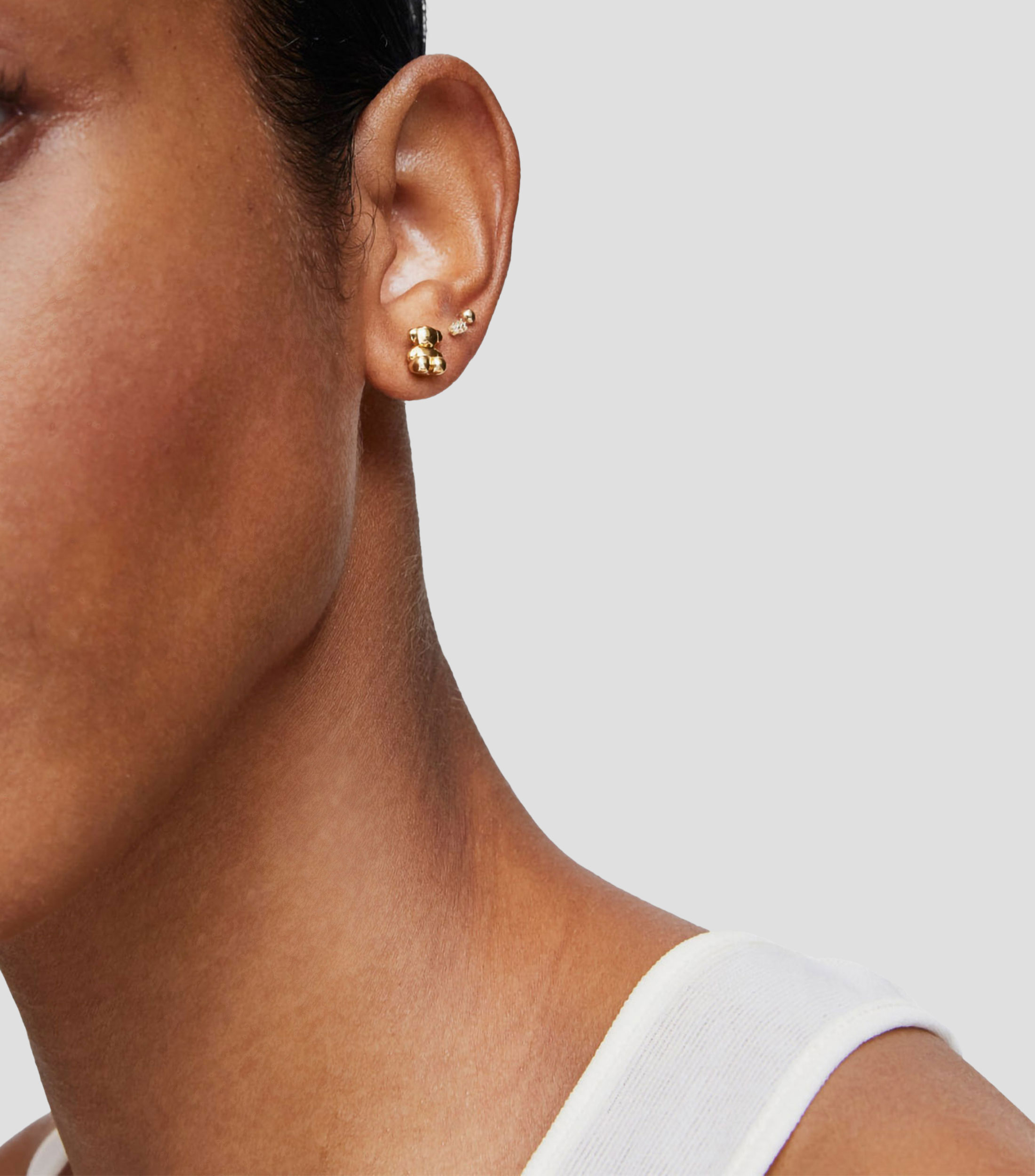Aretes en oro amarillo de 18 kilates con oso Bold Bear Mujer