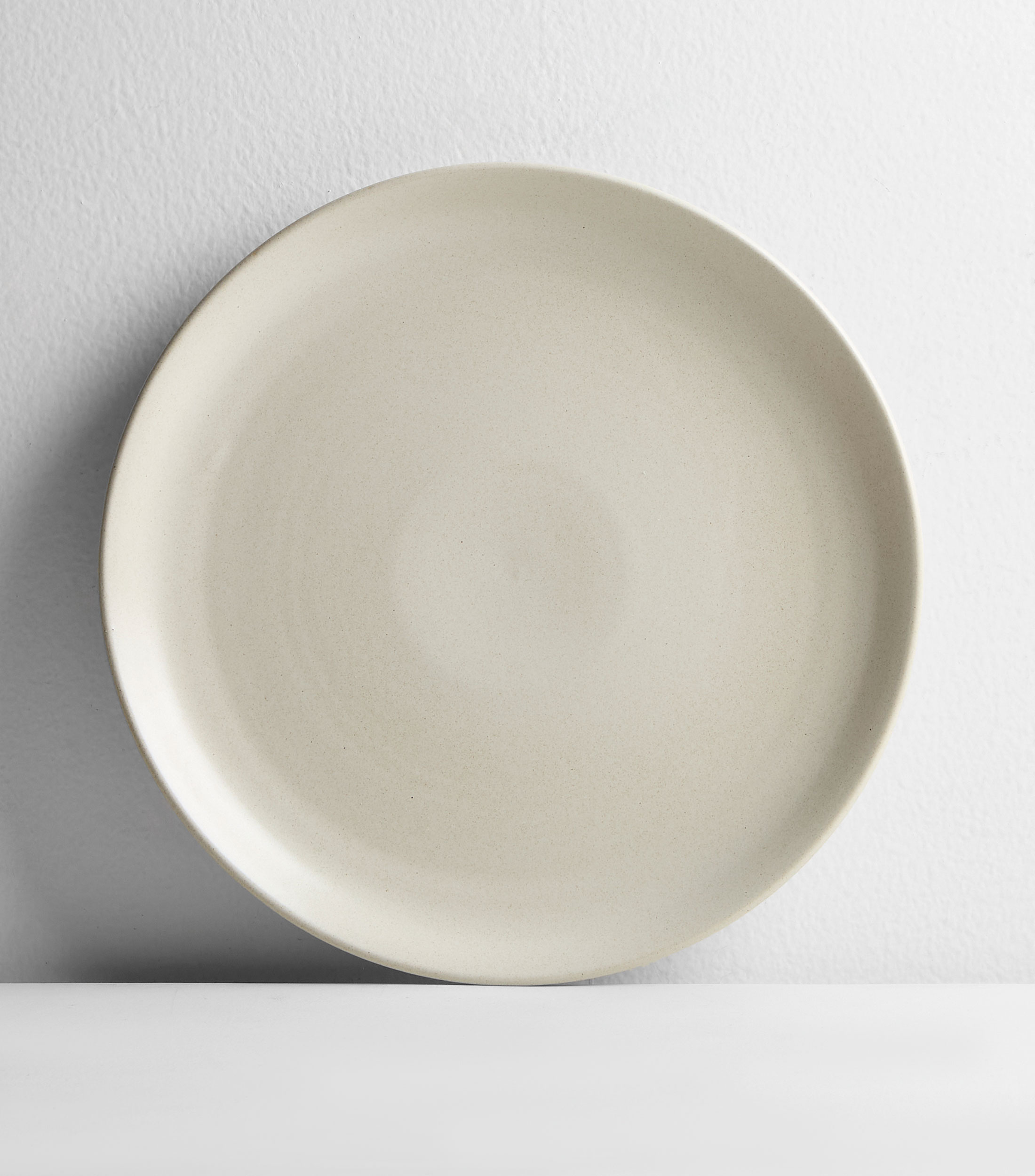 Plato trinche ivory en cerámica