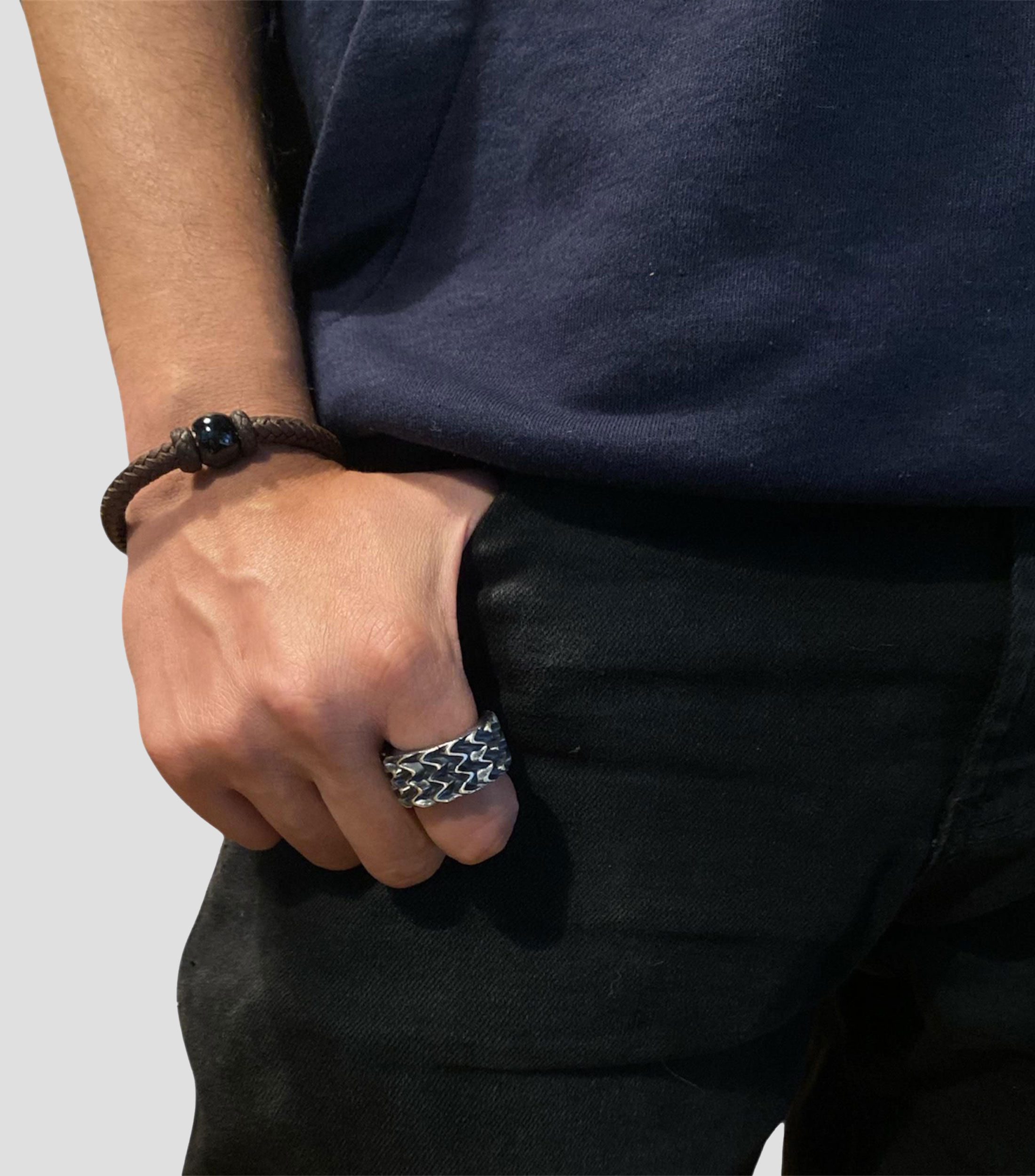 Anillo en plata con curvas Hombre