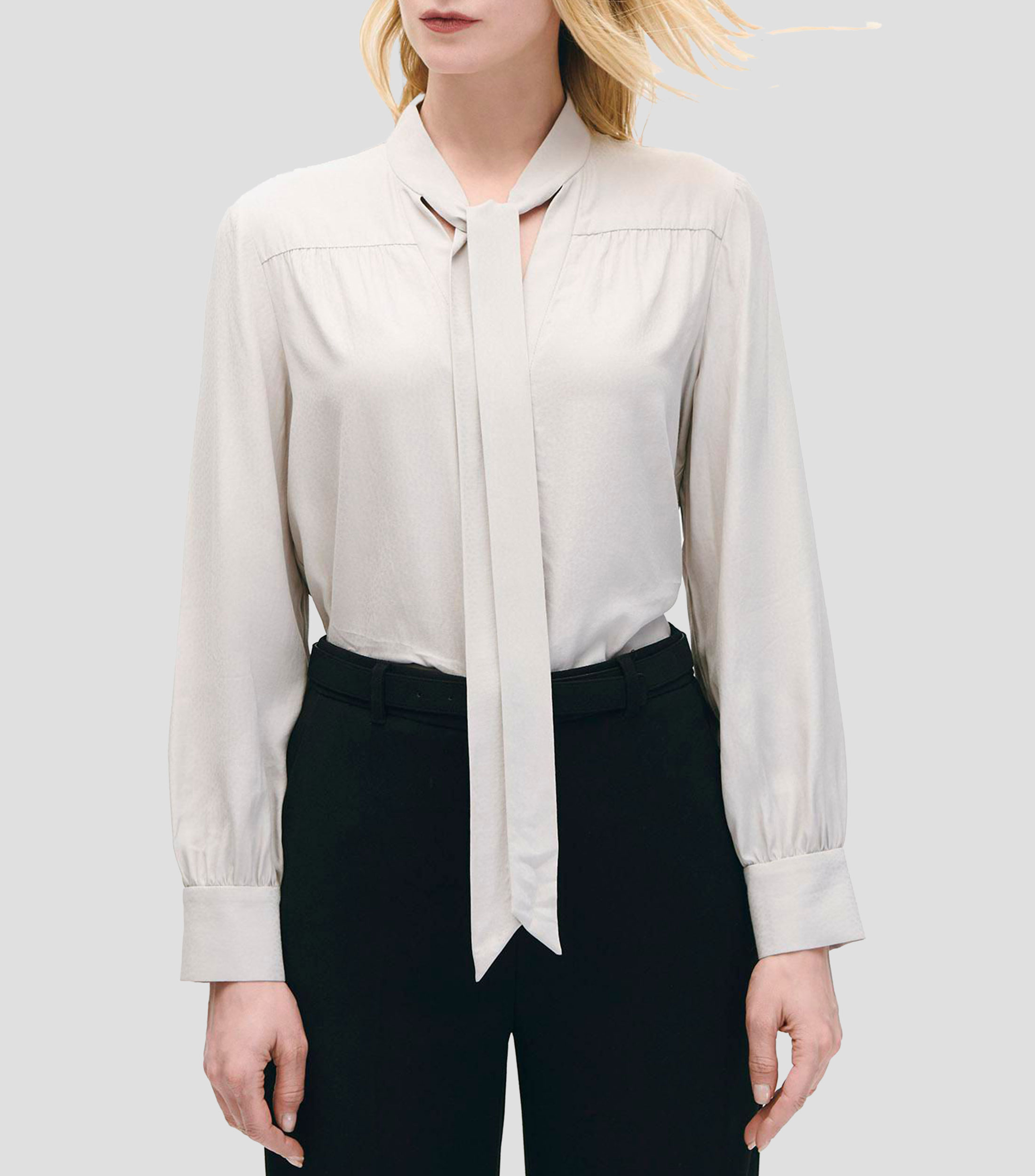 Blusa jacquard canesú con frunces y corbatín Mujer