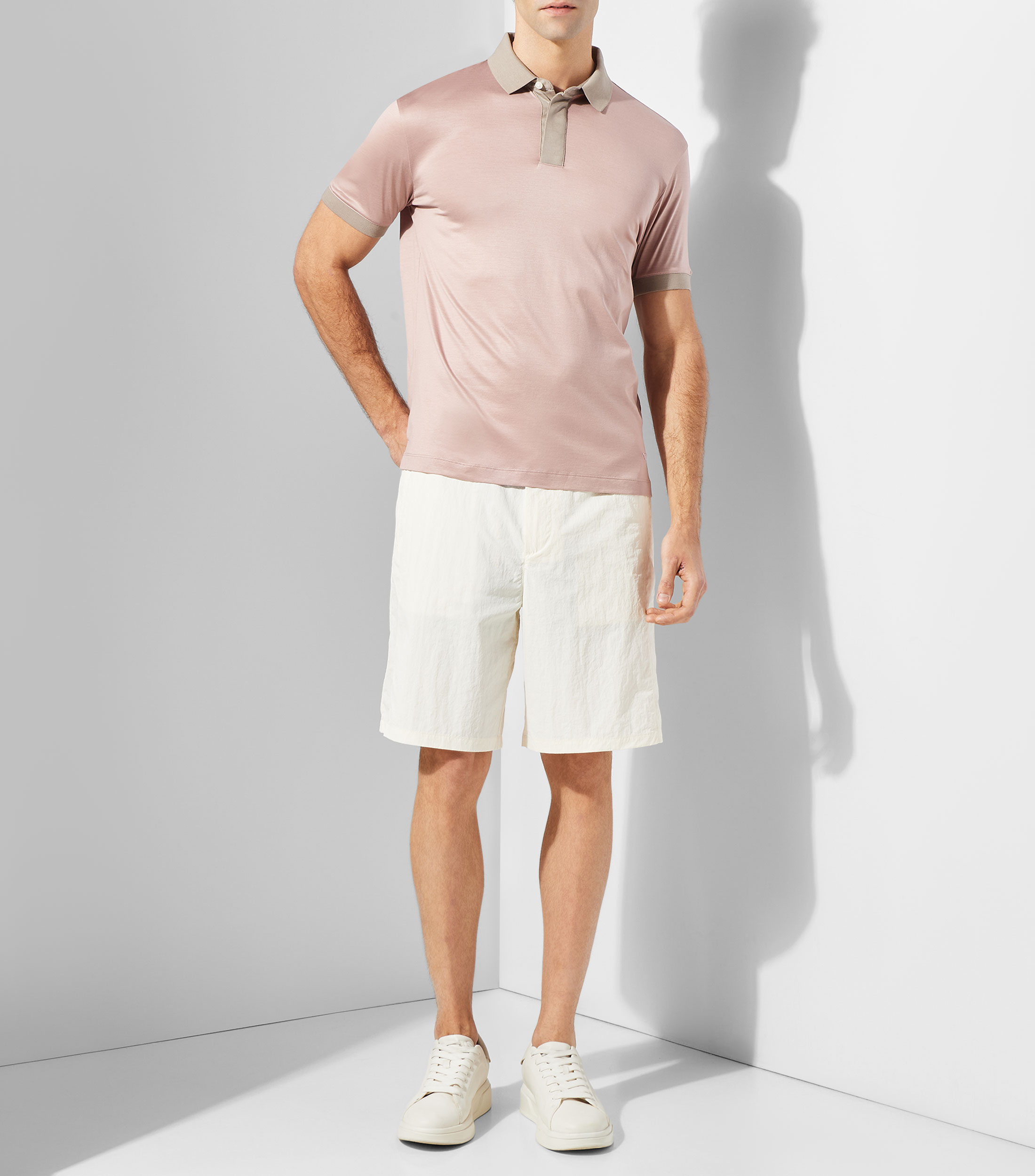 Playera tipo polo manga corta lisa Hombre