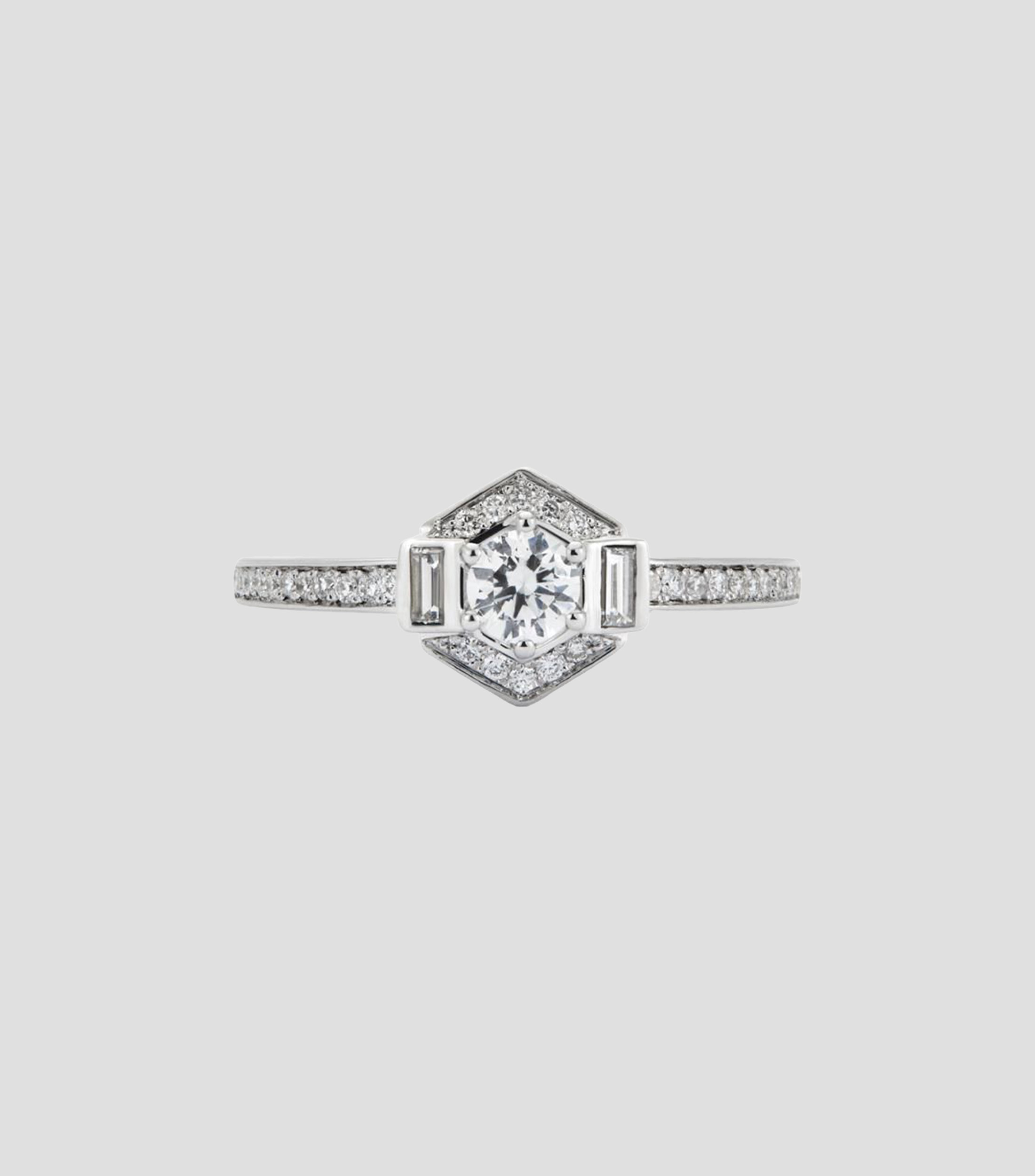 Anillo en Oro blanco de 18 Kilates con diamante Mujer