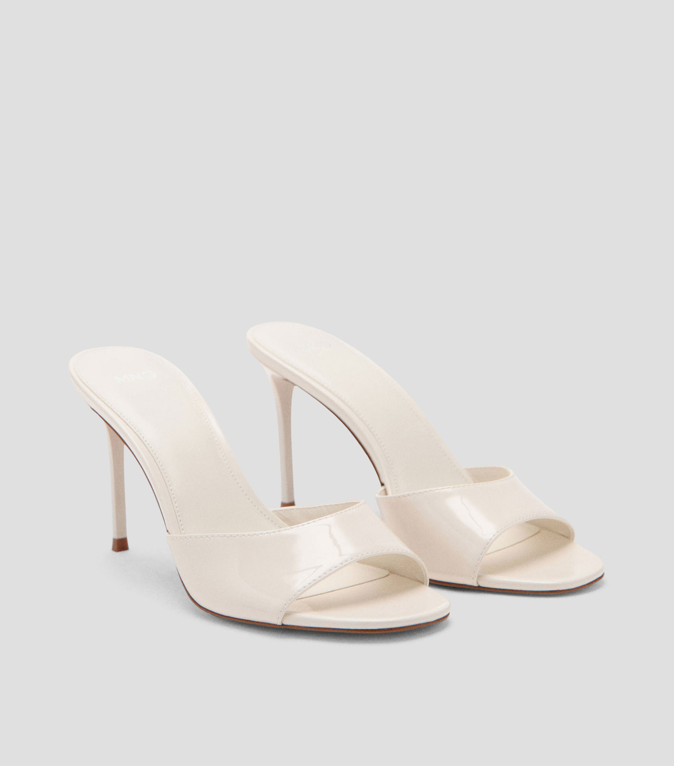 Sandalias con tacón alto de aguja Mujer