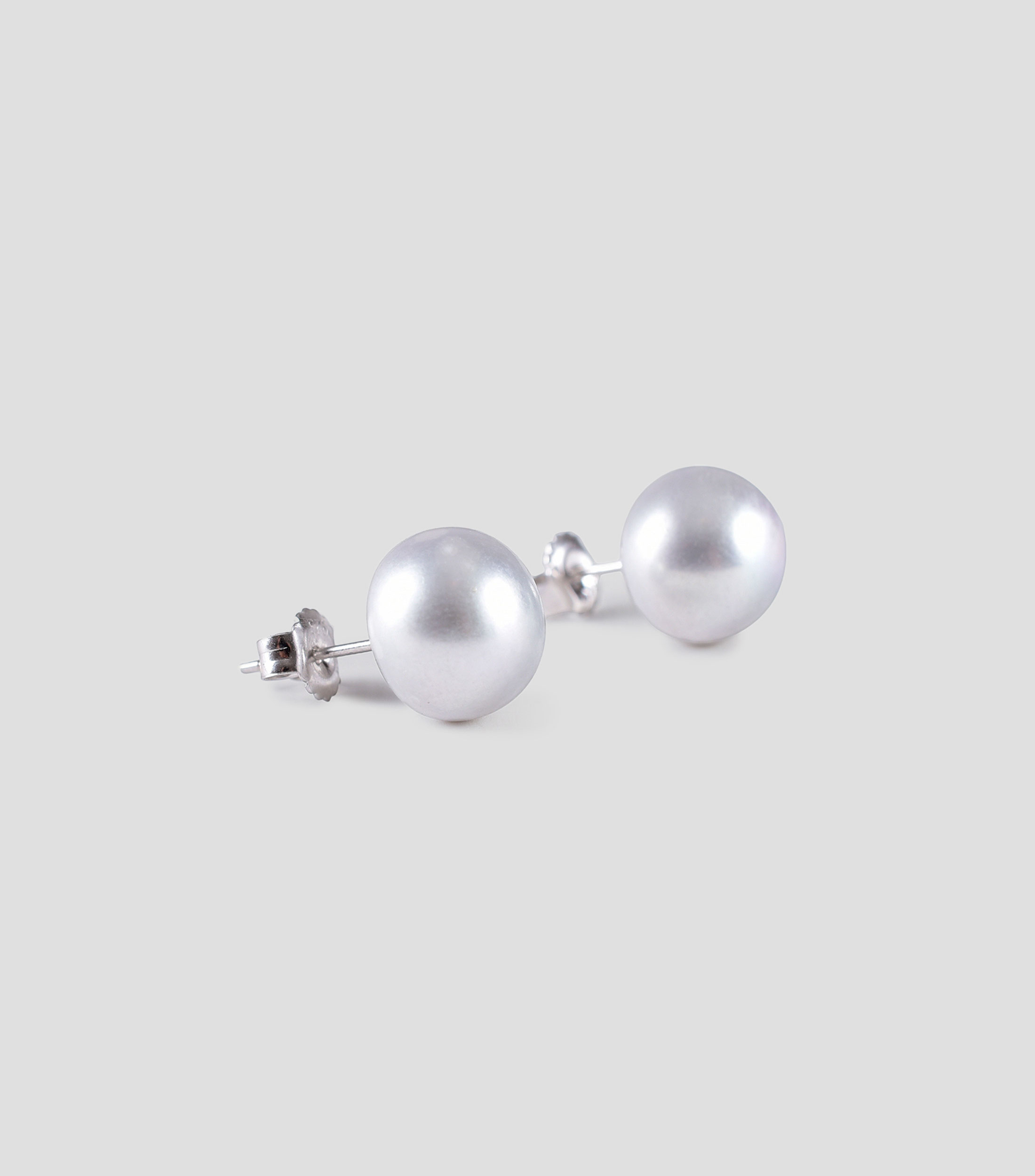 Aretes Broquel de Perla Gris 11 mm Plata Mujer