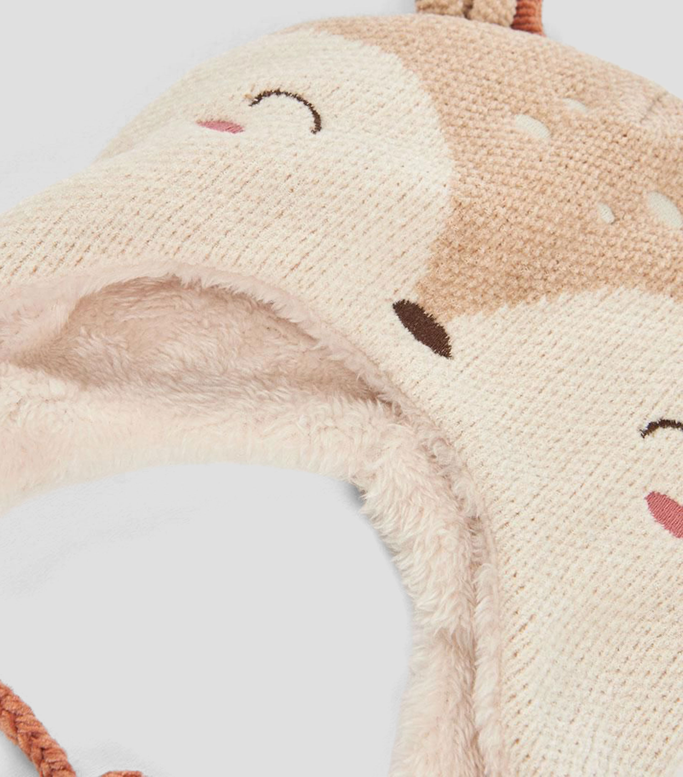 Gorro tejido Bebé