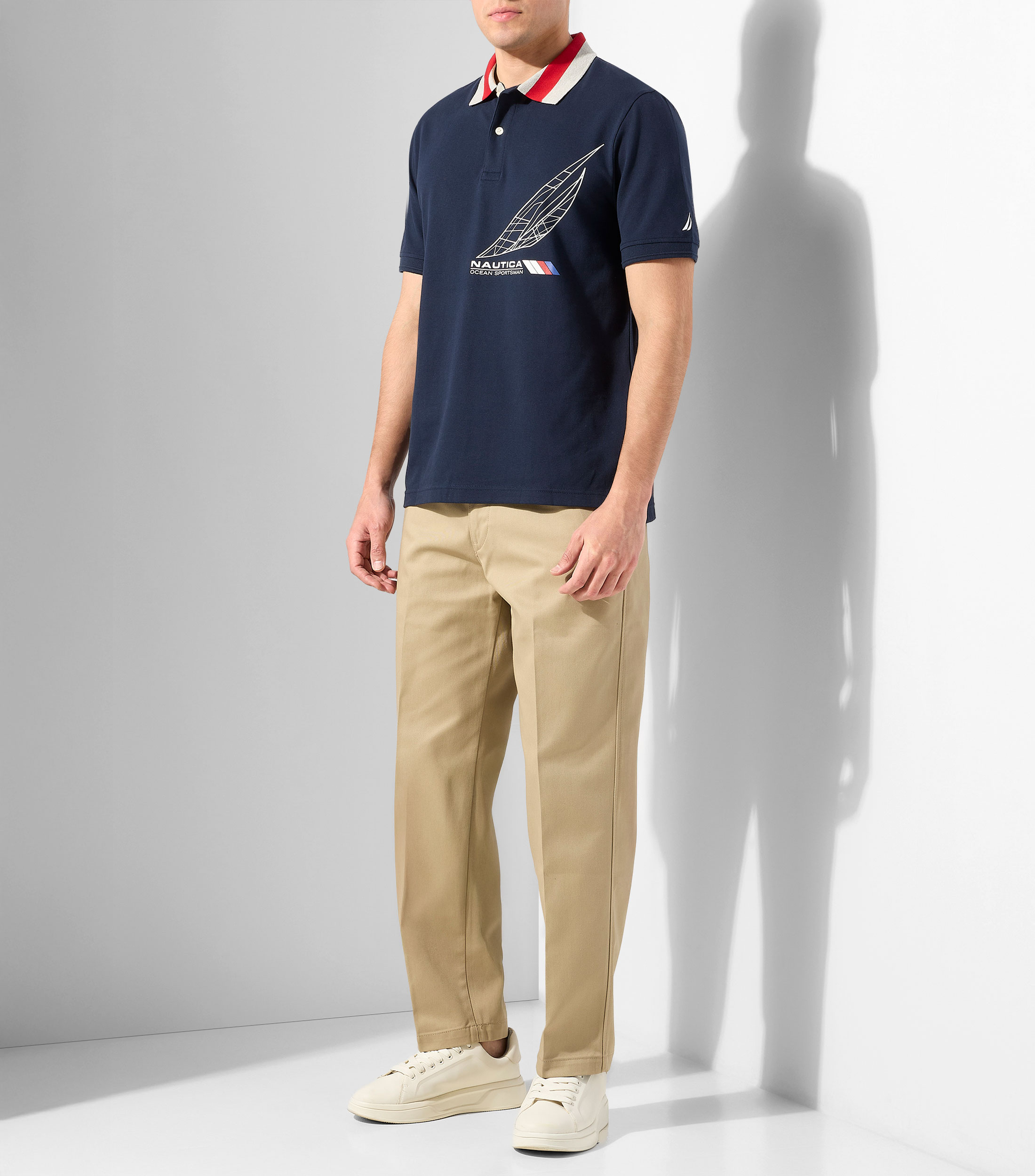 Playera tipo polo manga corta estampada Hombre