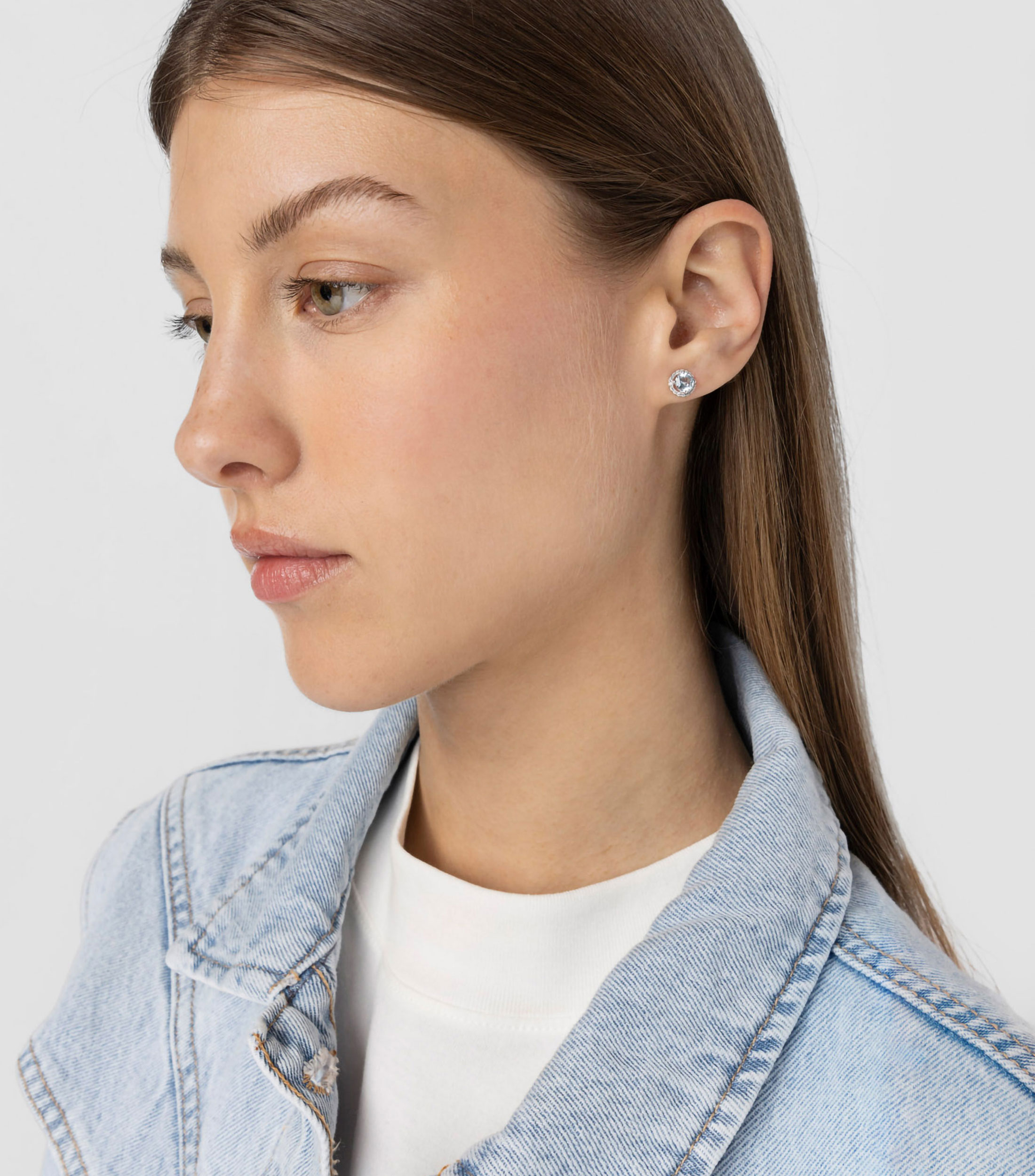 Aretes en oro blanco de 18 kilates con diamante y topacio azul Color Kings Mujer