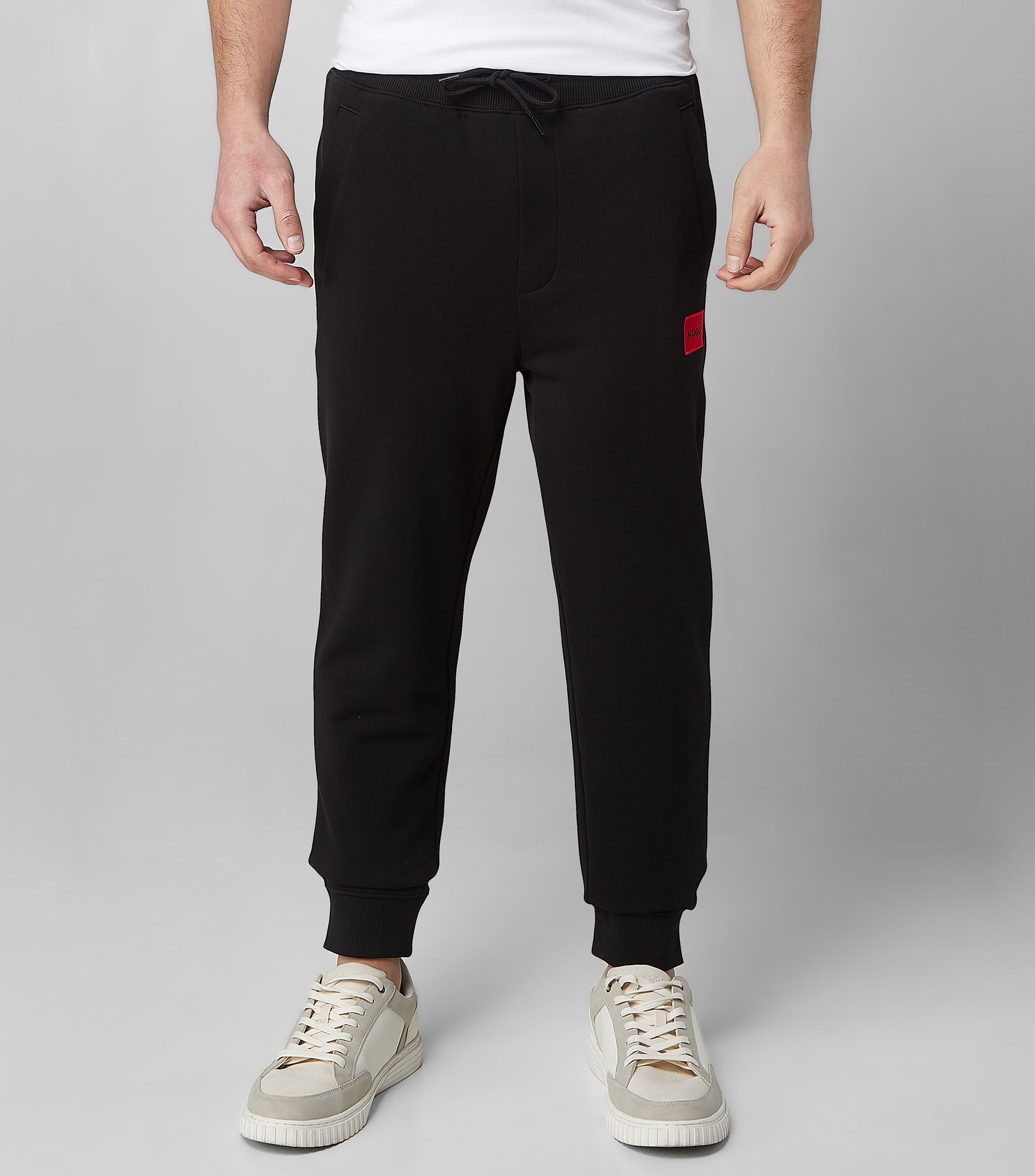 Pantalón HUGO de chándal en algodón con parche de logo rojo Hombre